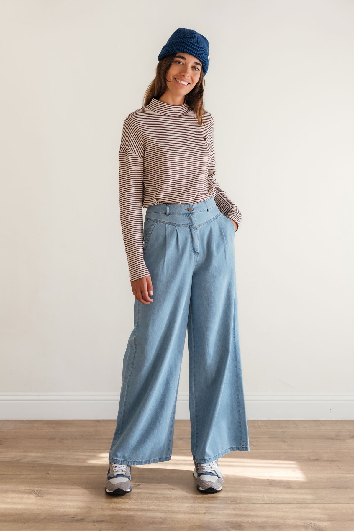 Eco-friendly wide denim pants