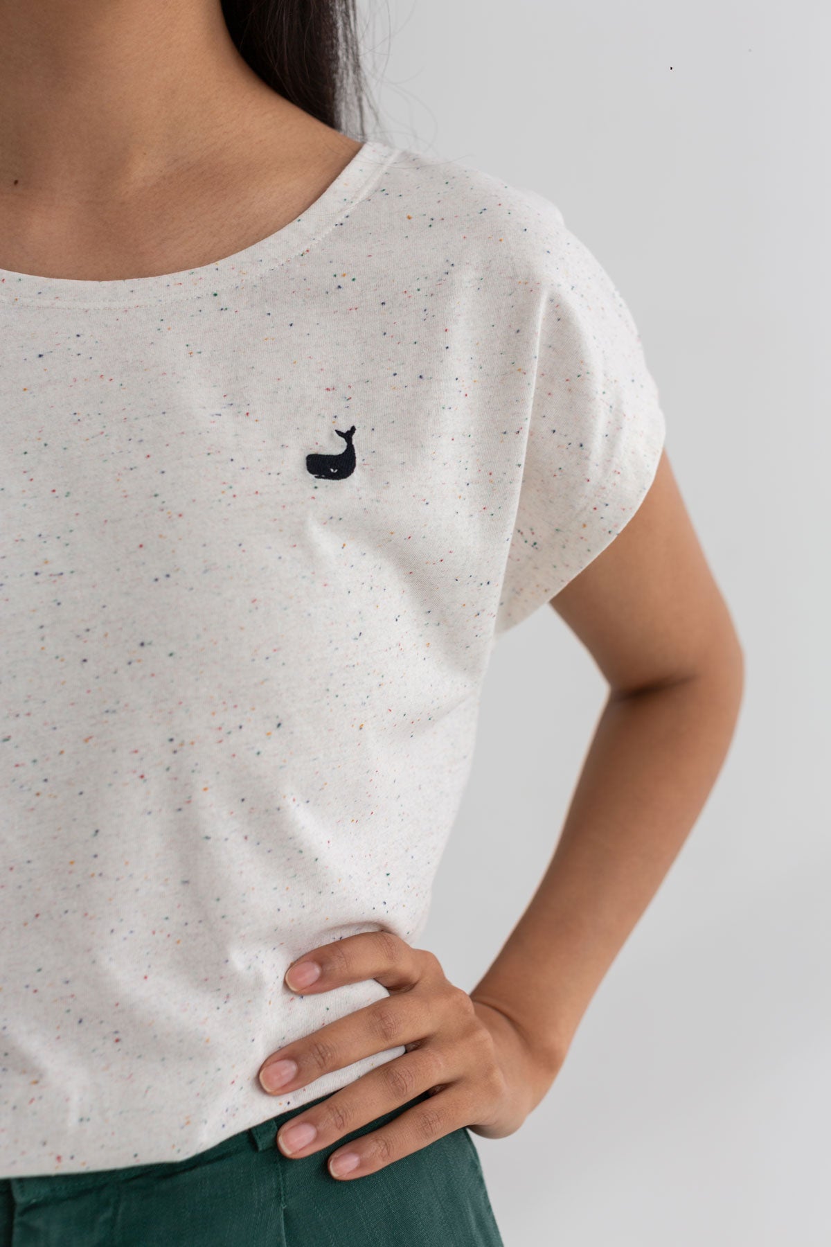 Multicolour neps top women detail logo front