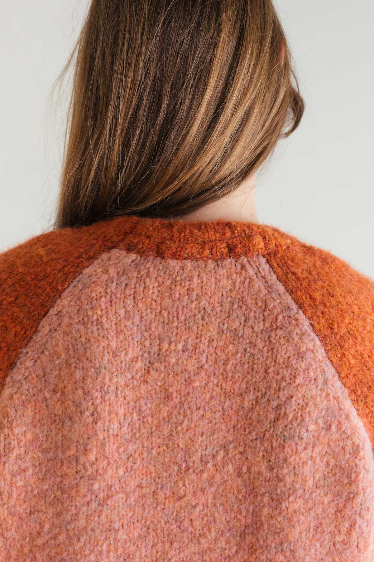 Eco-friendly terracotta sweater with blocks