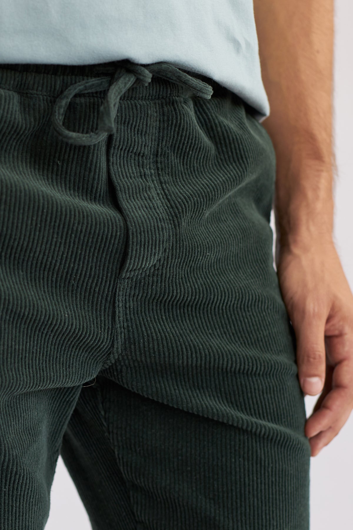 Relaxed fit green sustainable trousers