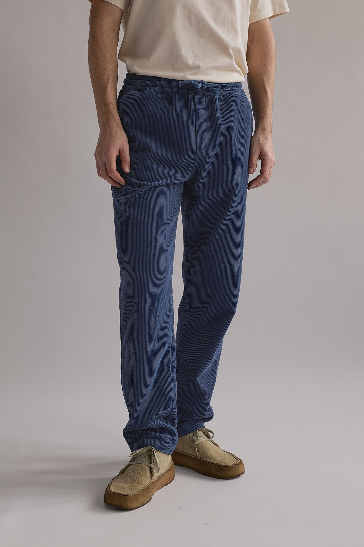 relaxed straight-leg trousers with sustainable corduroy