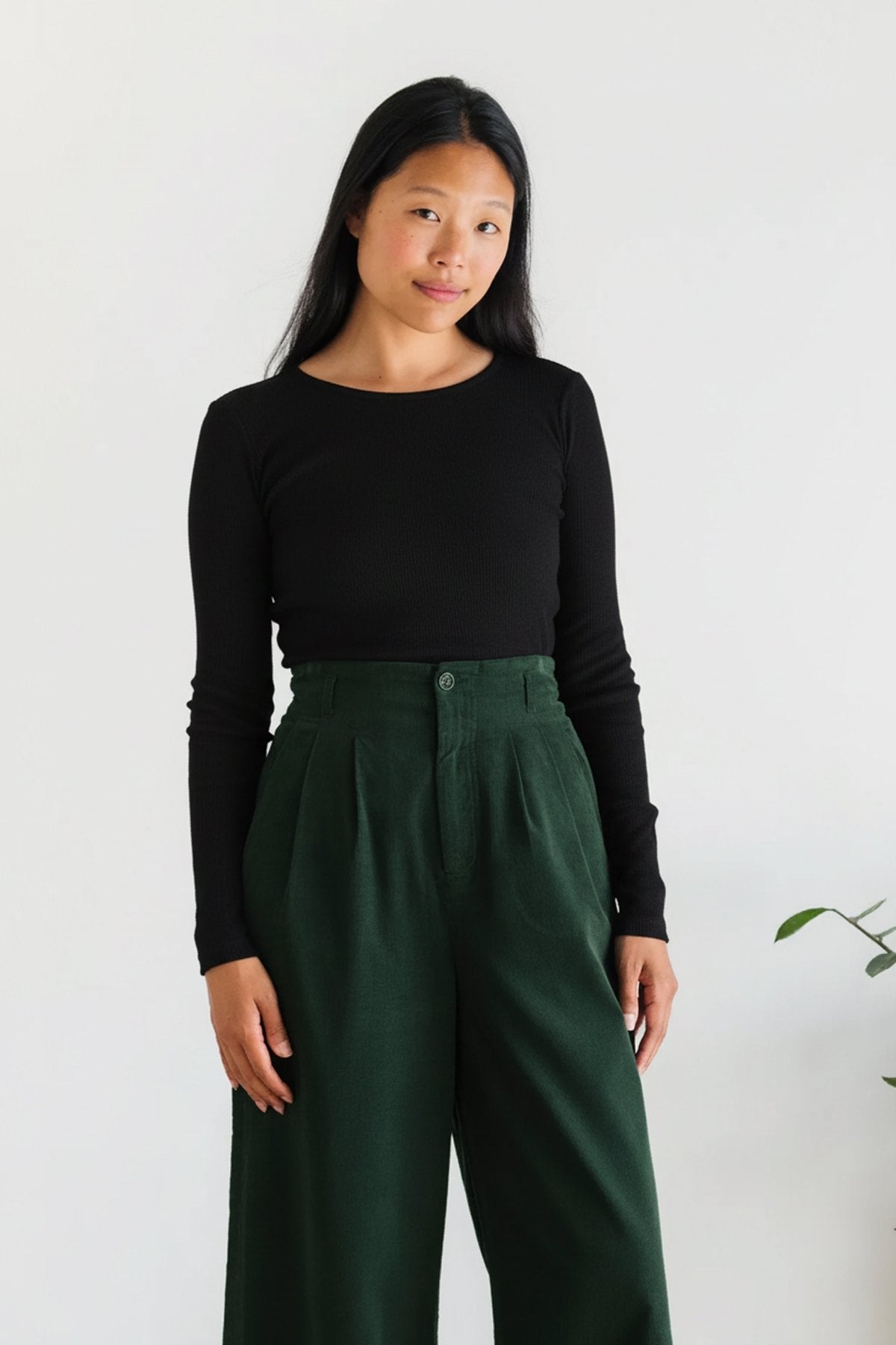 basic black top in soft ribbed fabric