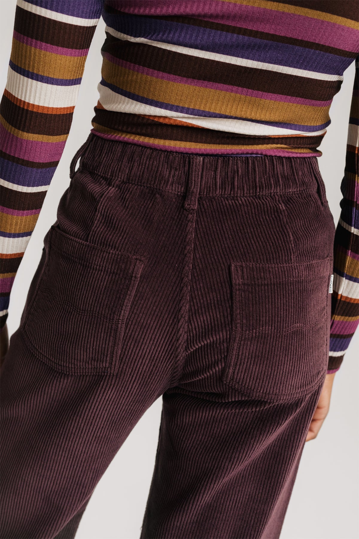four pockets and elasticated waistband corduroy pants