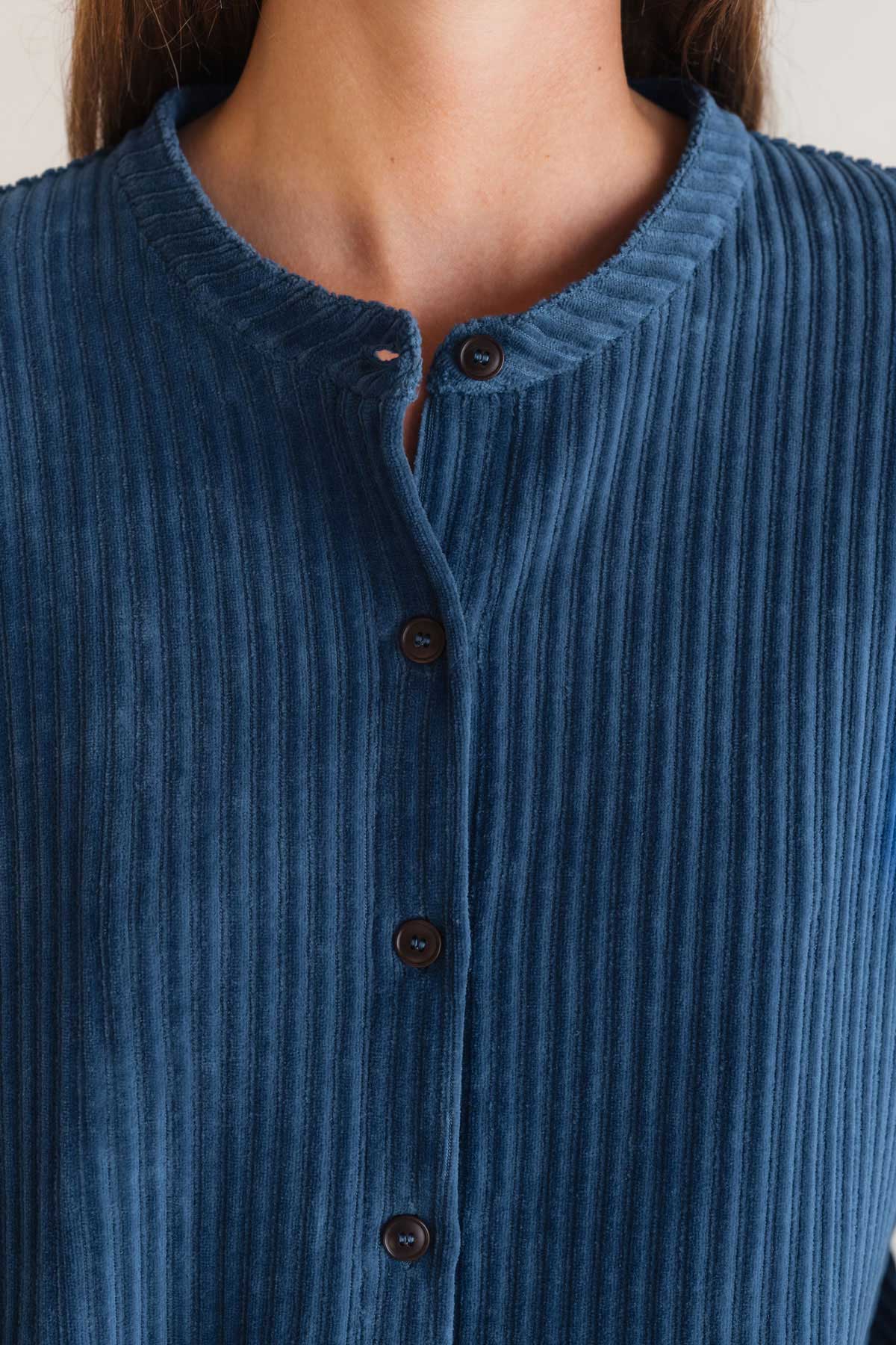 Short-sleeve navy cardigan