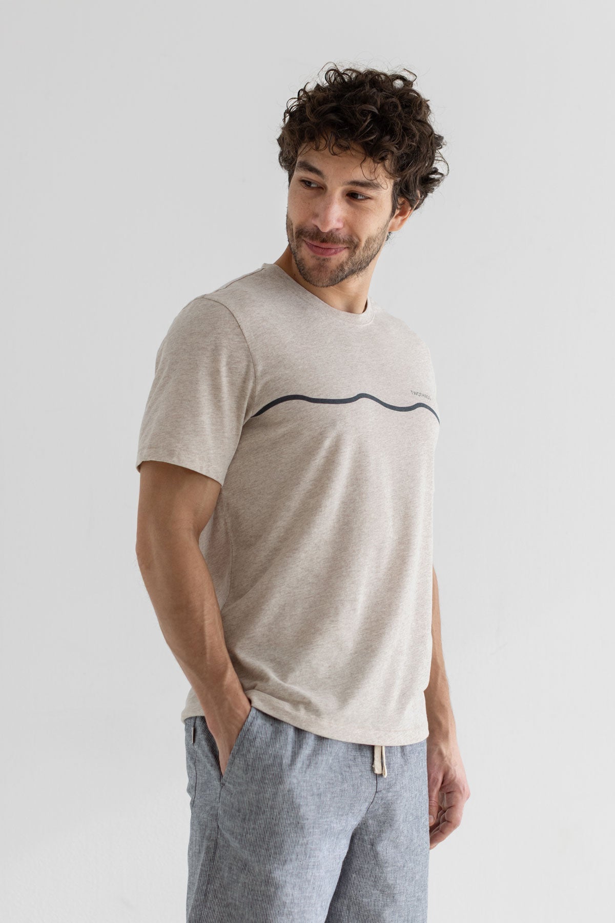 Lino graphic tshirt men striped shorts wear view front