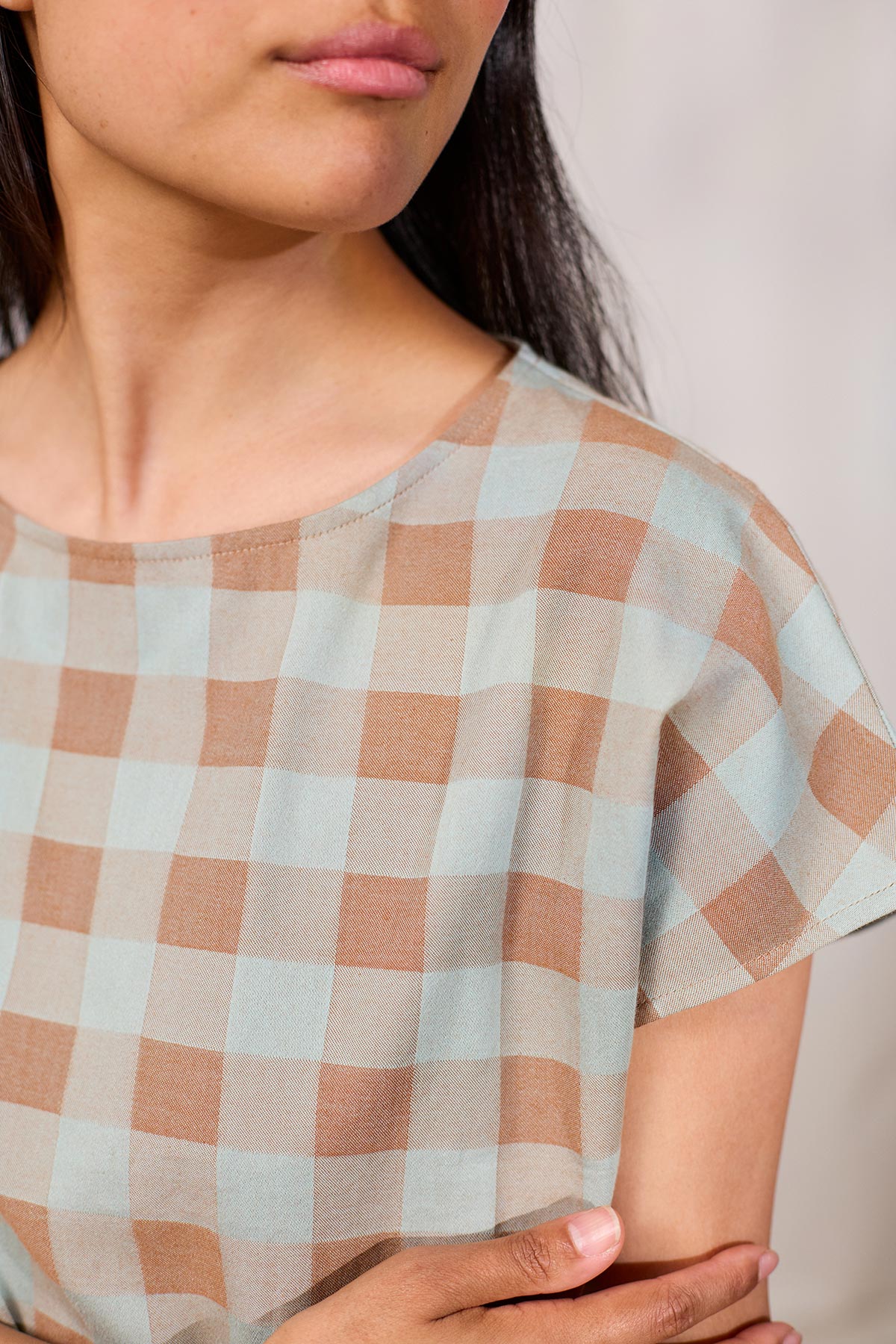 meta-preview, oversized organic checkered cotton top