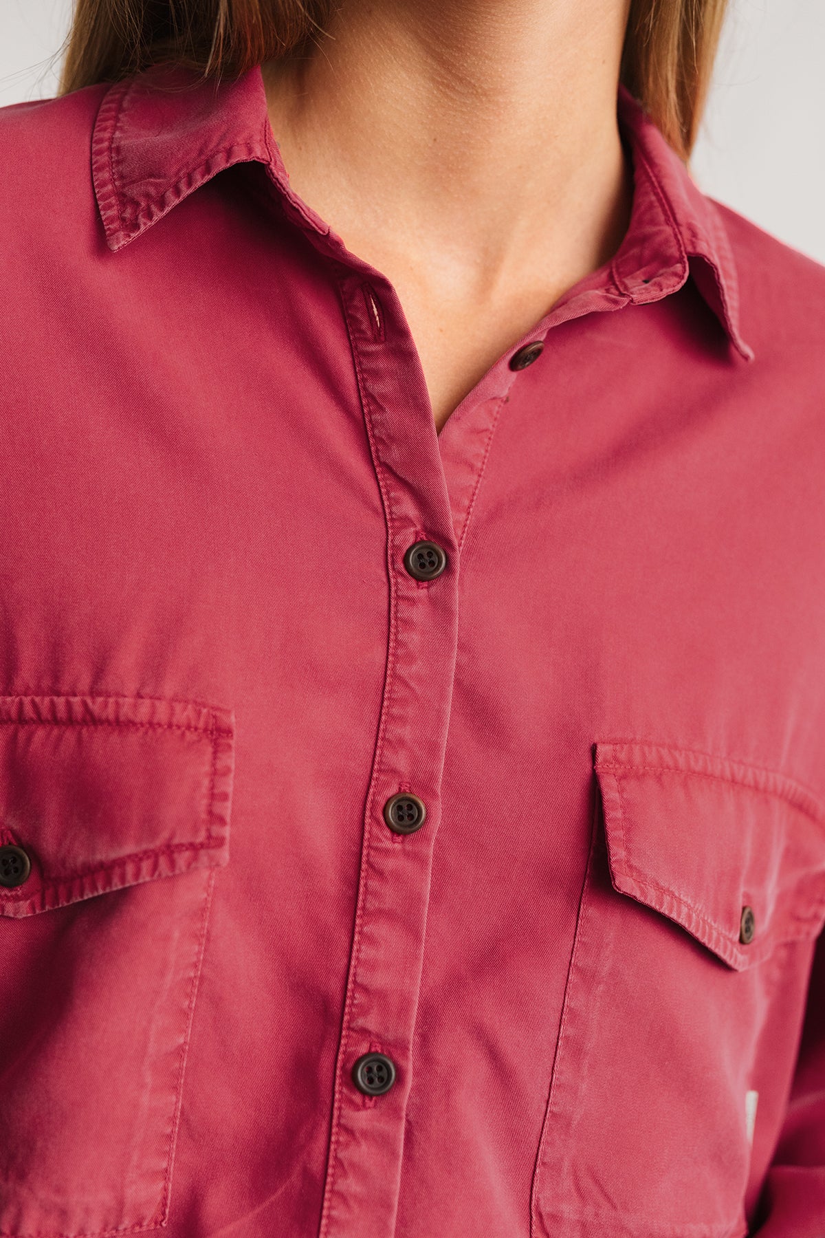 relaxed fit women’s fuchsia shirt in Lyocell
