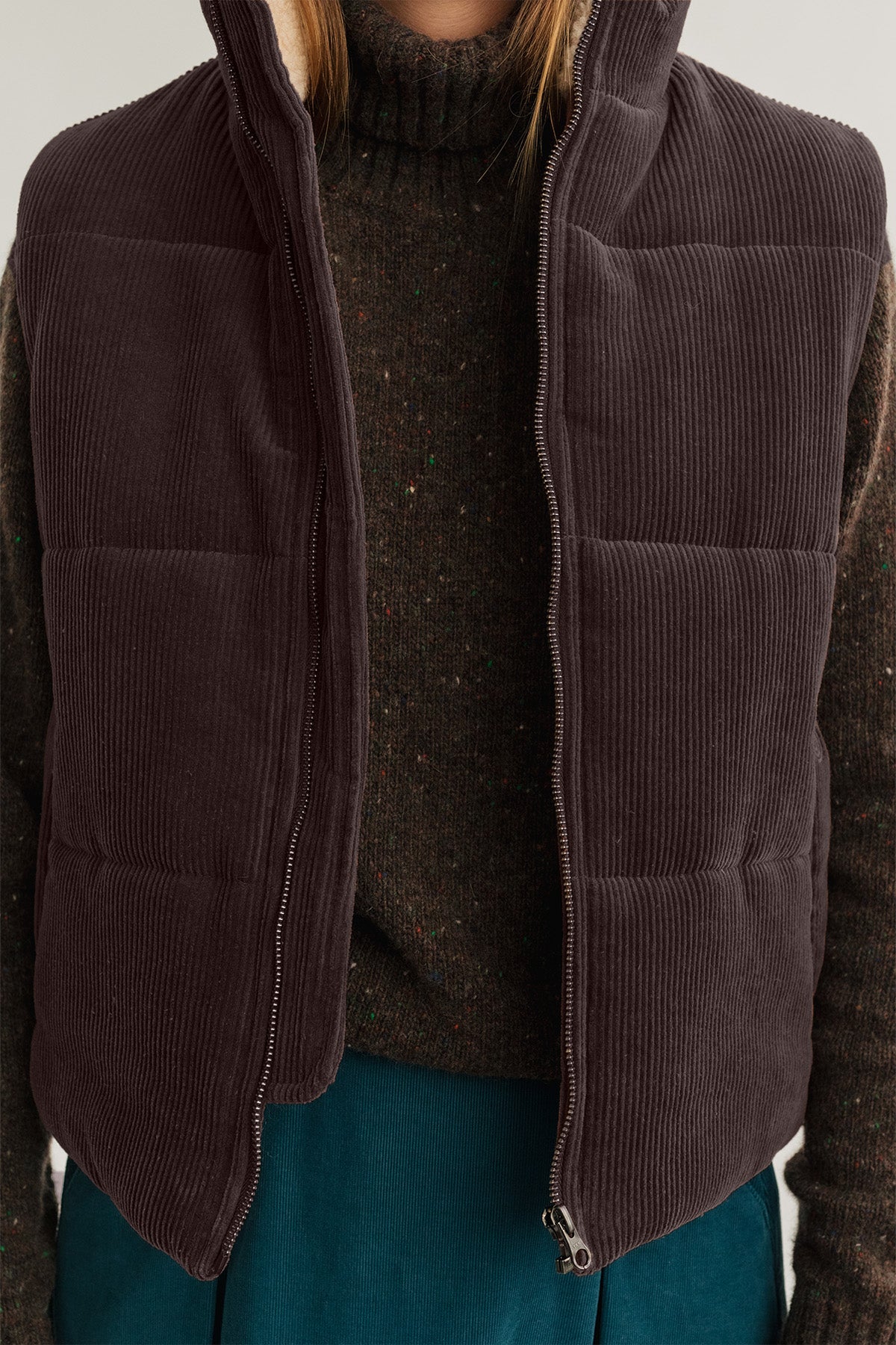 recycled polyester zipped vest brown