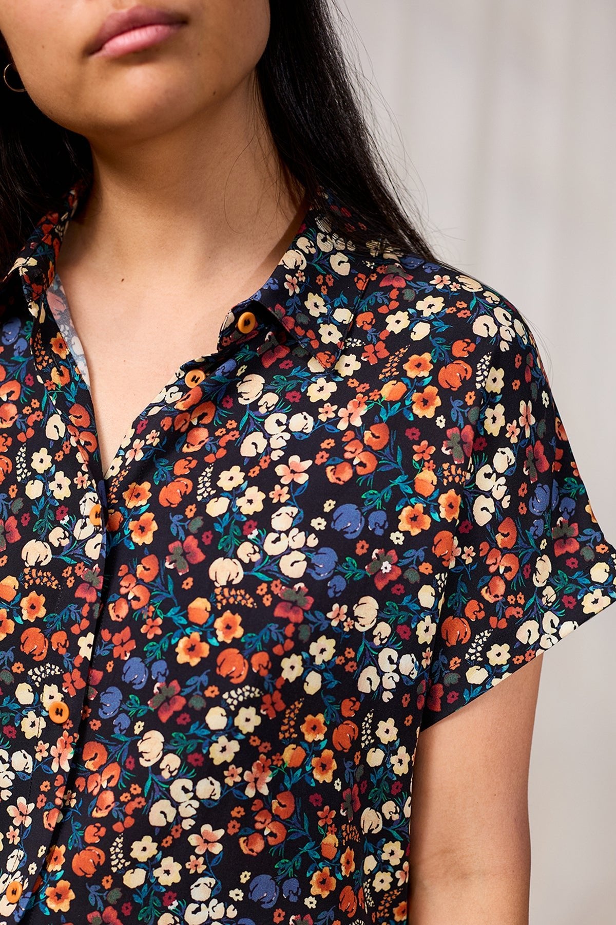 meta-preview, breezy shirt made from breathable botanic fibers