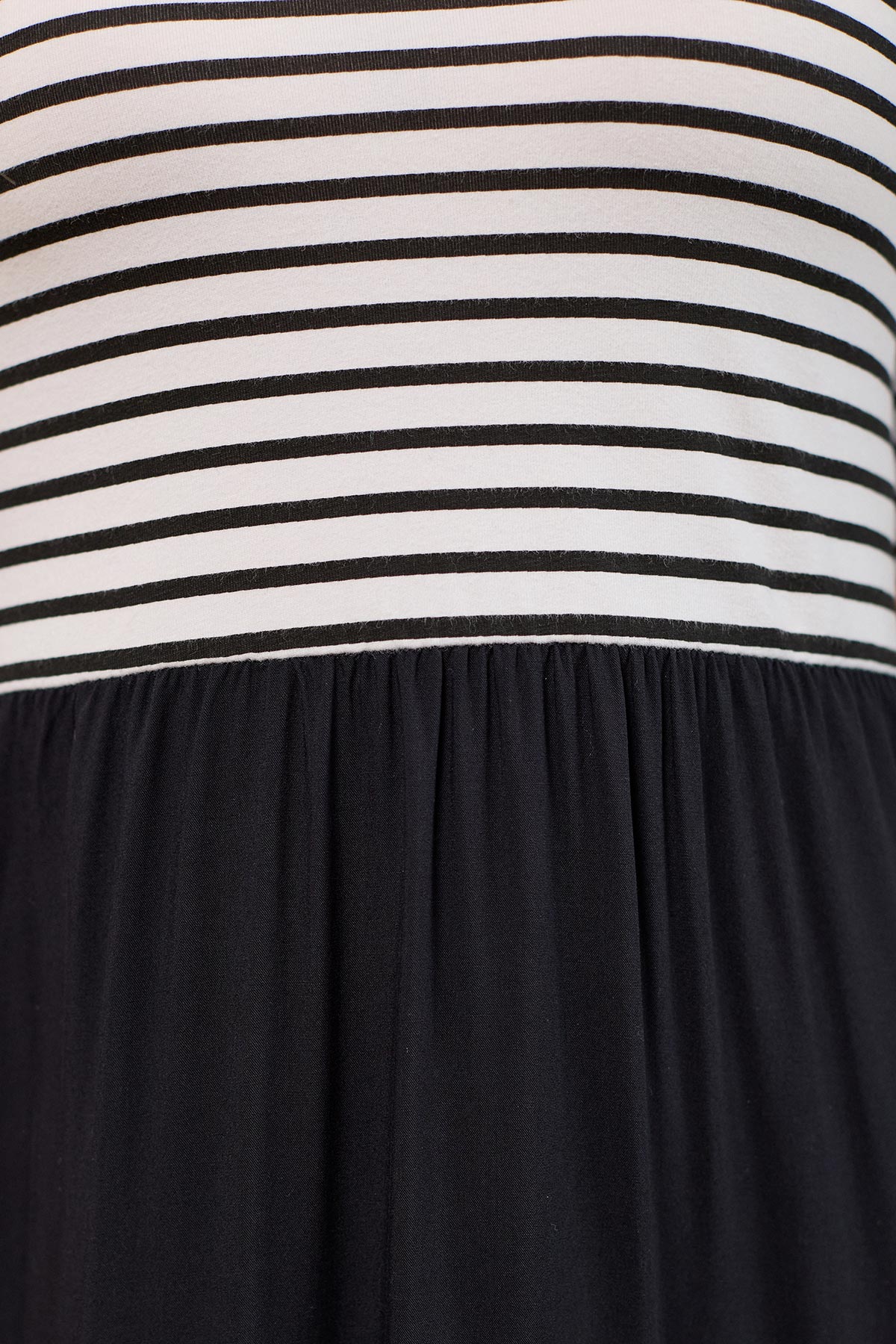 lightweight dress with a combination of organic cotton and viscose