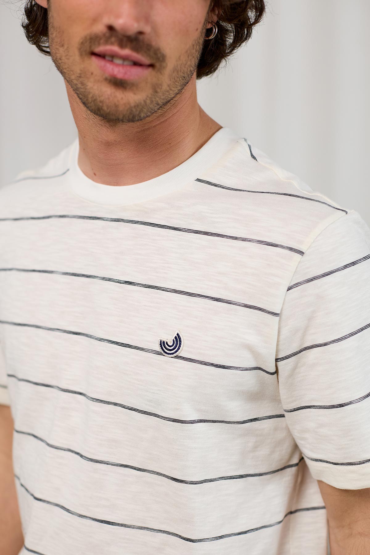 lightweight summer striped men tee