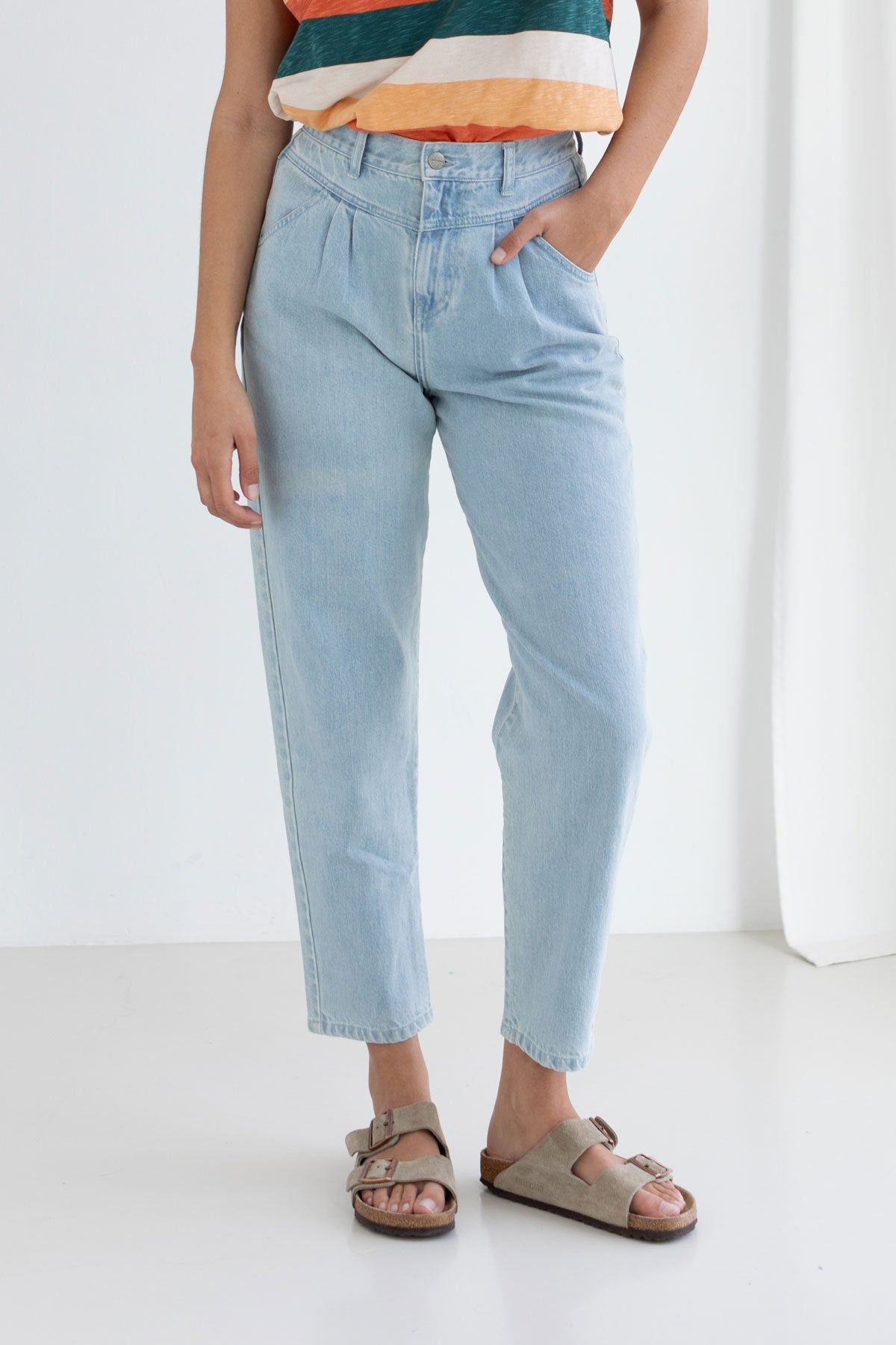 Organic cotton denim pants kiritibati light blue front