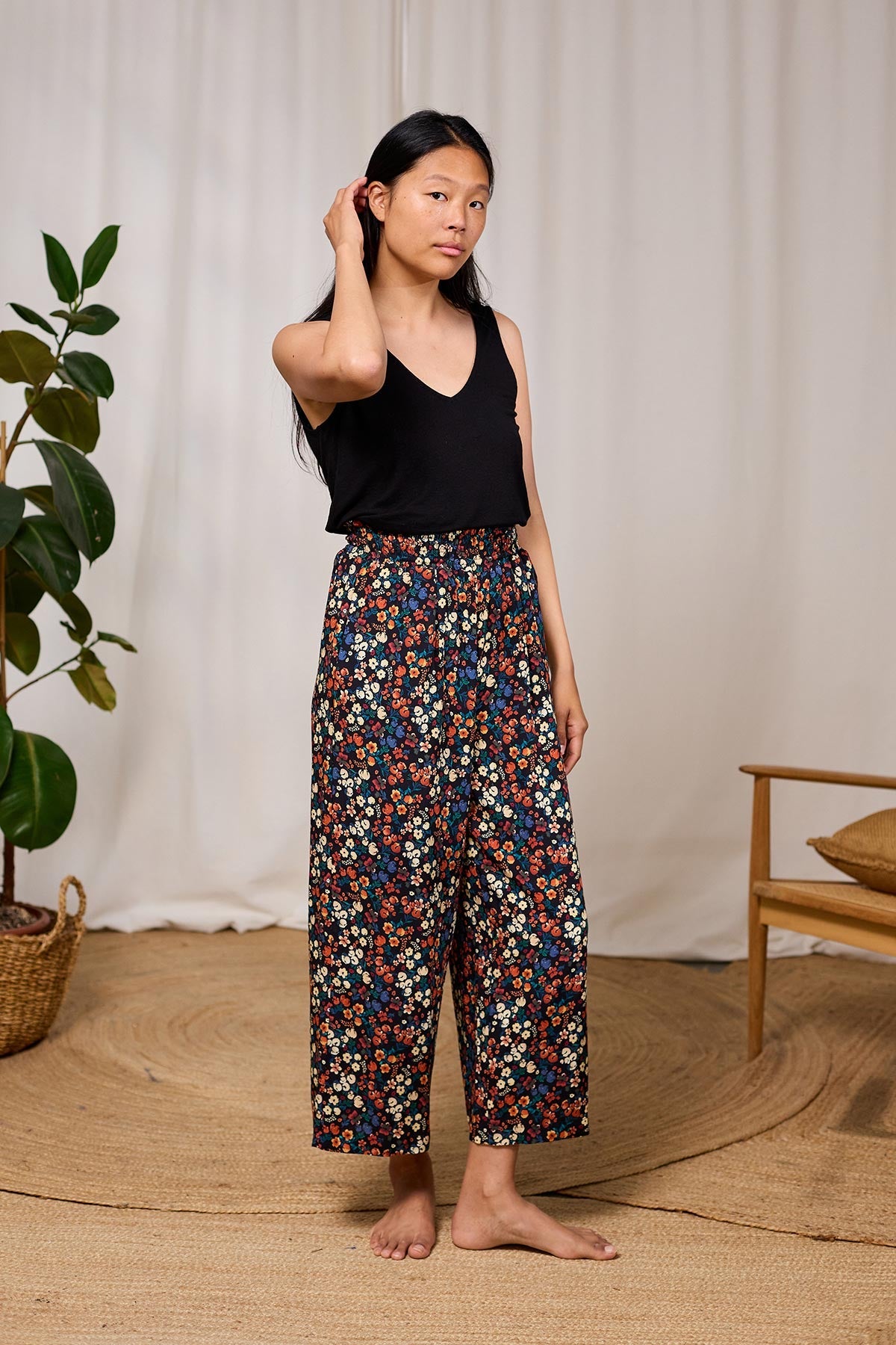 Lightweight vegan summer pants