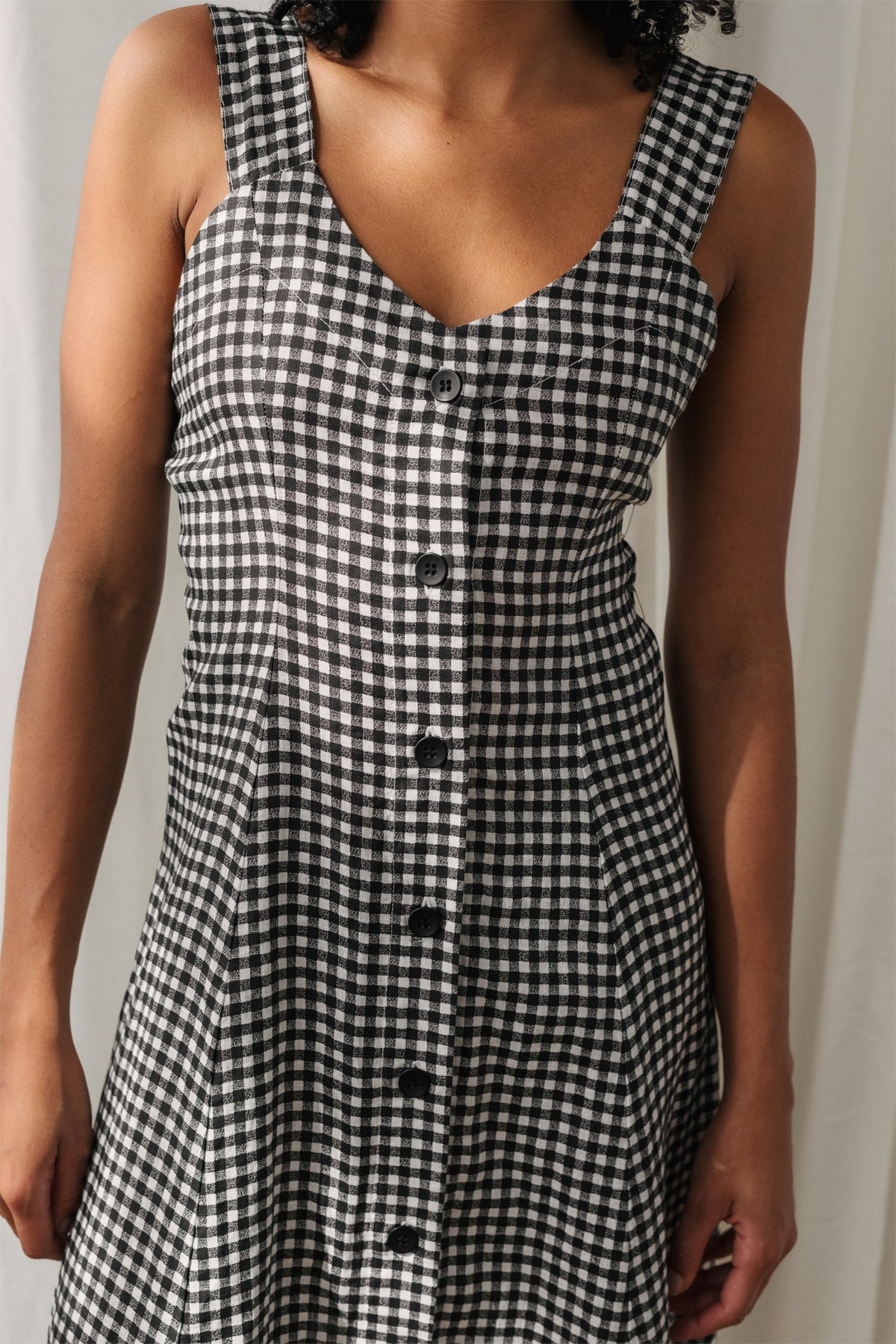 Medni - Vichy Black and White