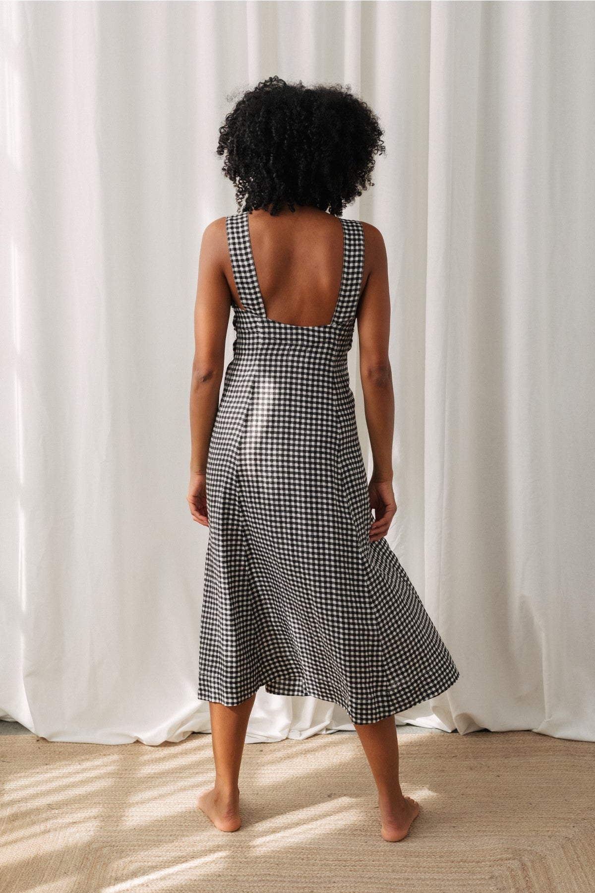 Medni - Vichy Black and White