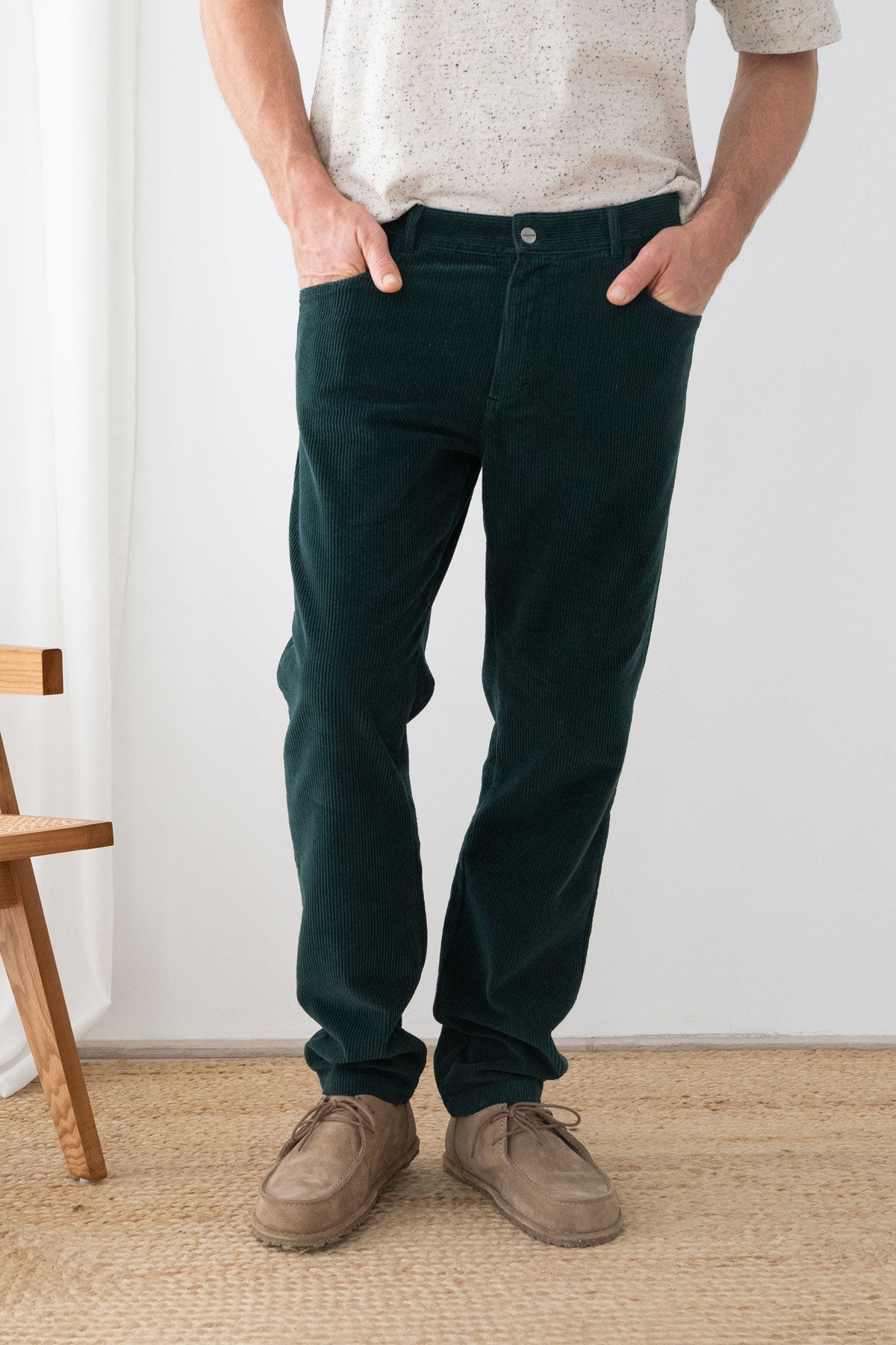 Middle - Dark Green