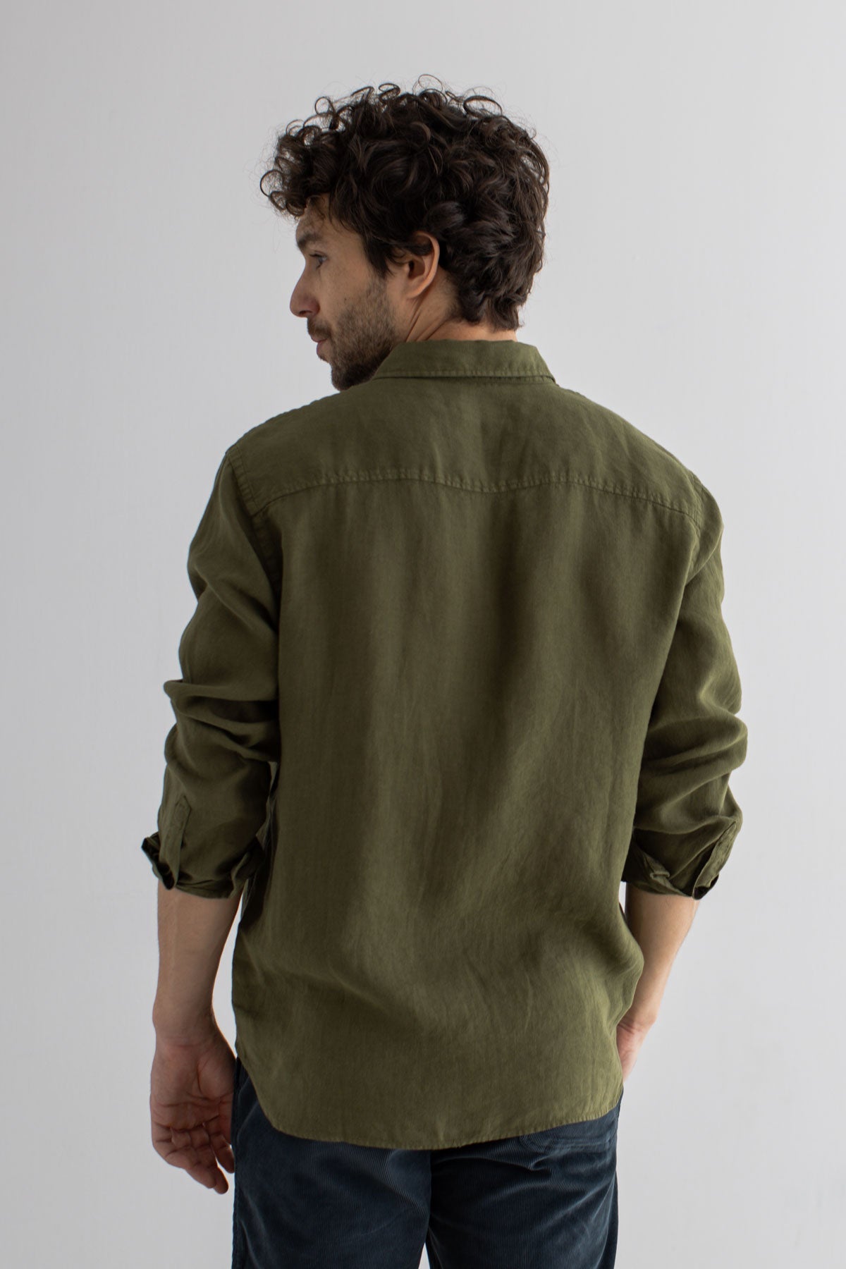 Codium green linen shirt men navy pants wear view back