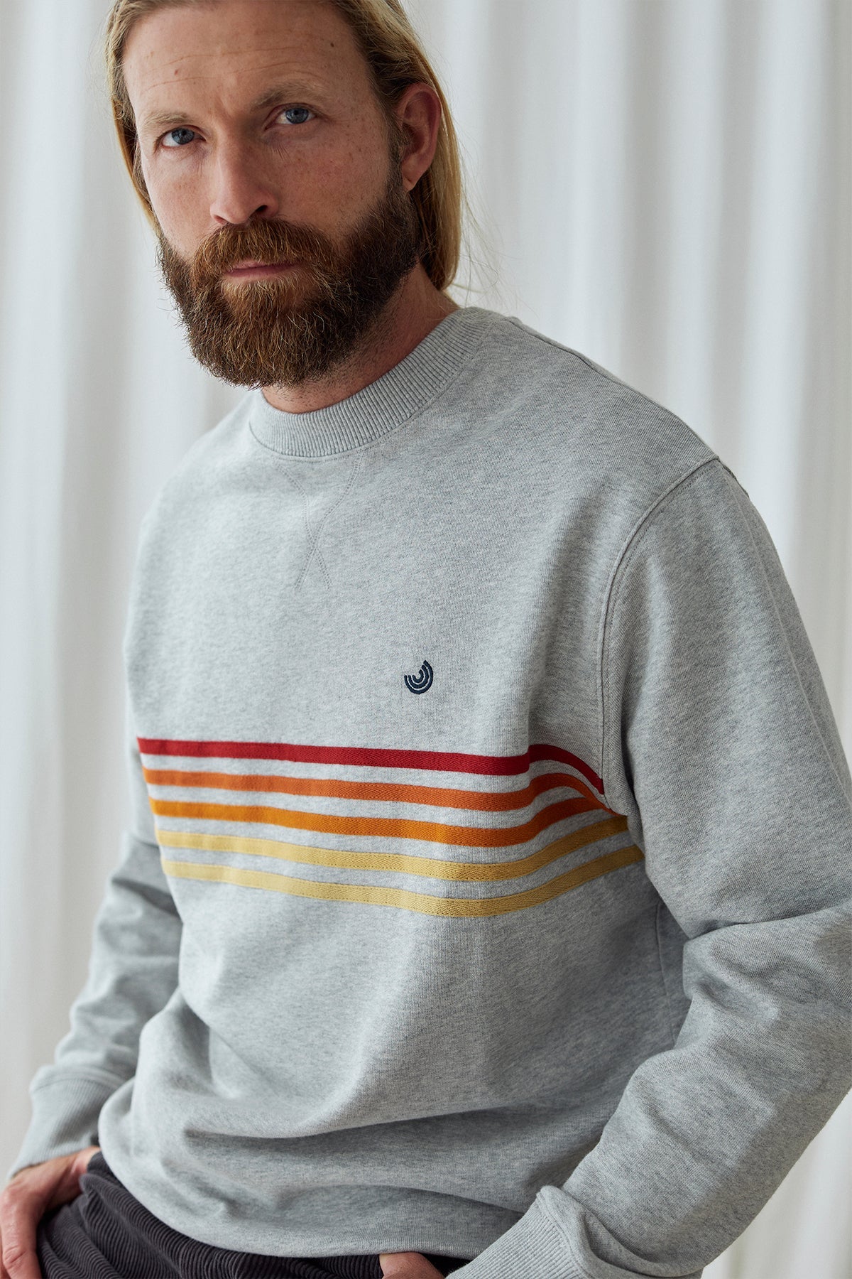 meta-hover, Eco-friendly sunset stripe pullover