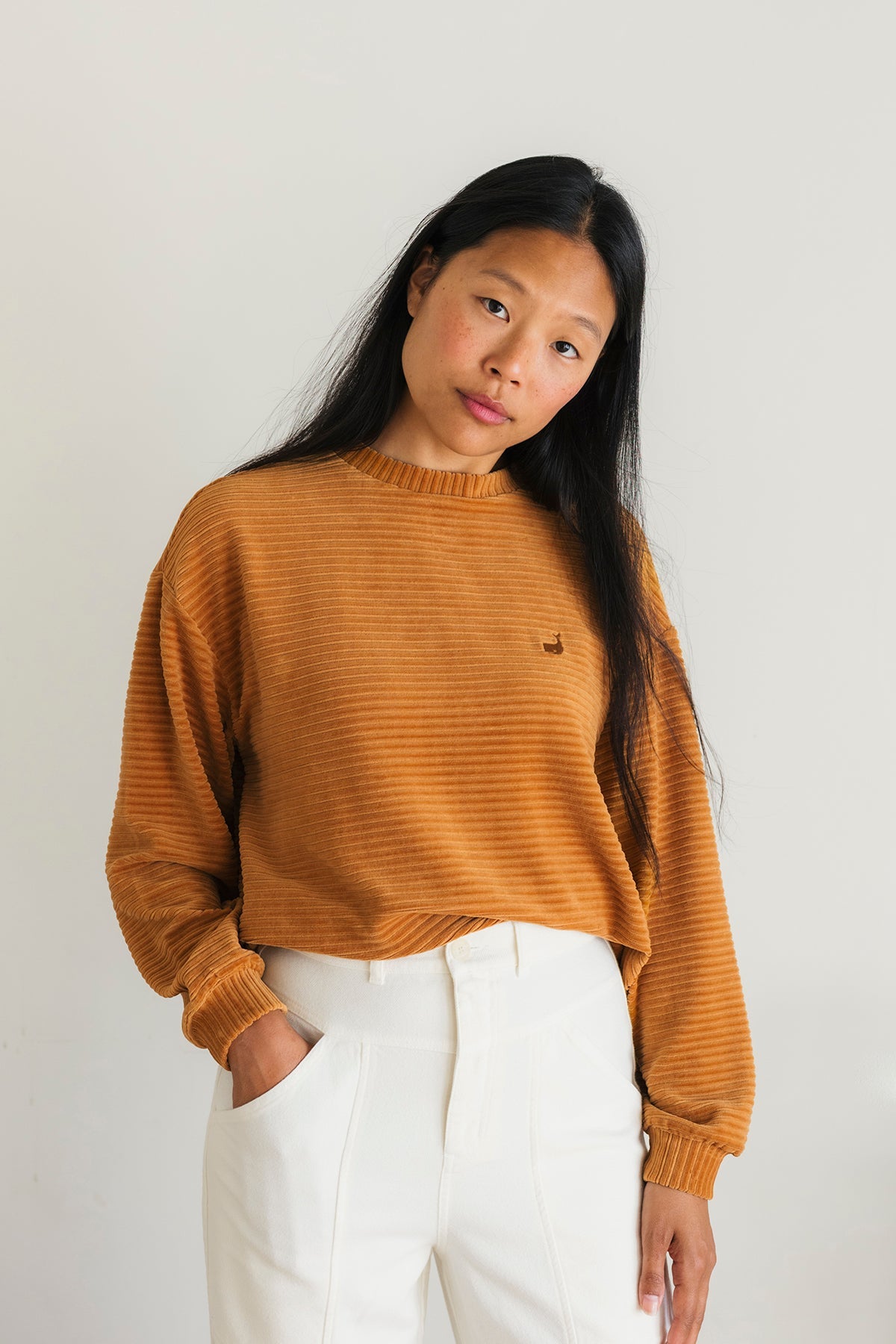 cropped length and oversized fit mustard sweatshirt