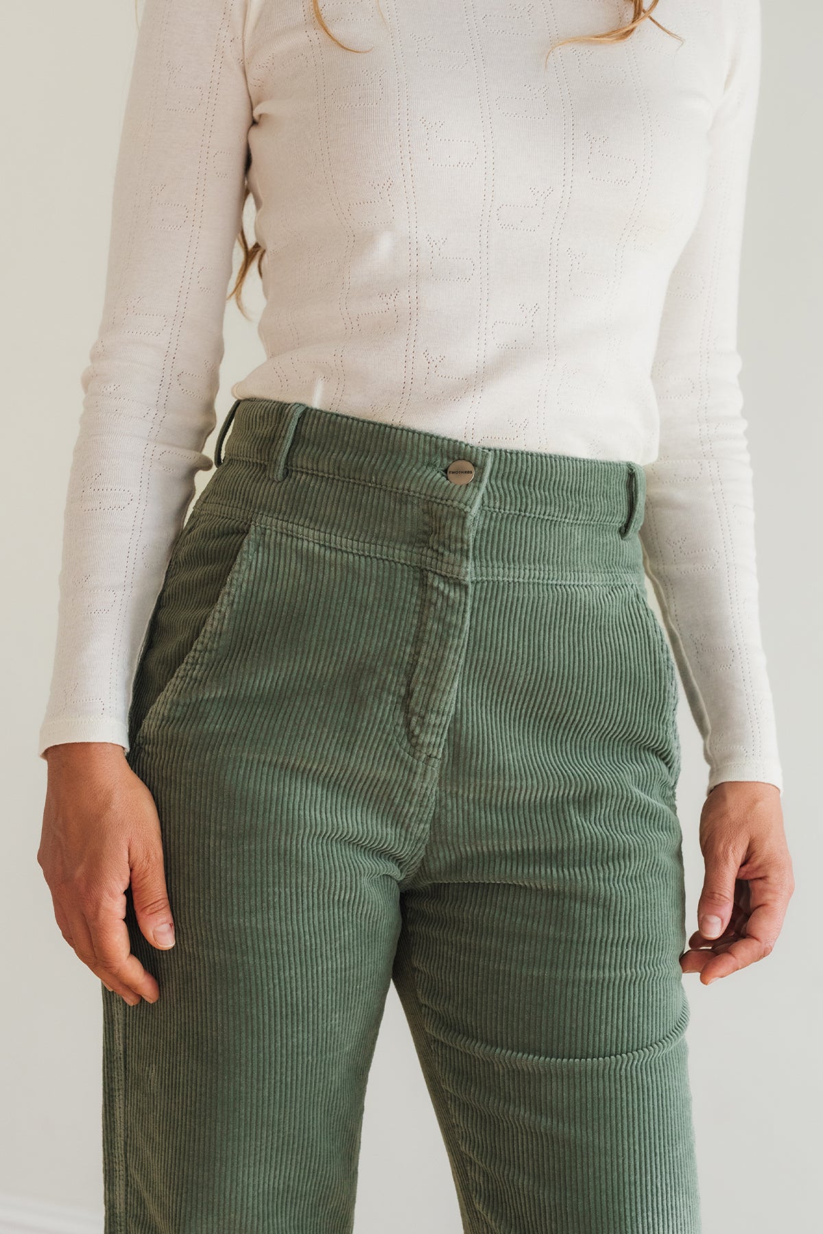 meta-preview, Relaxed fit green sustainable pants