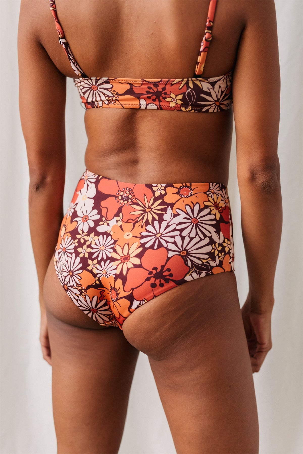Saddle Bottom - Retro Flower Brown