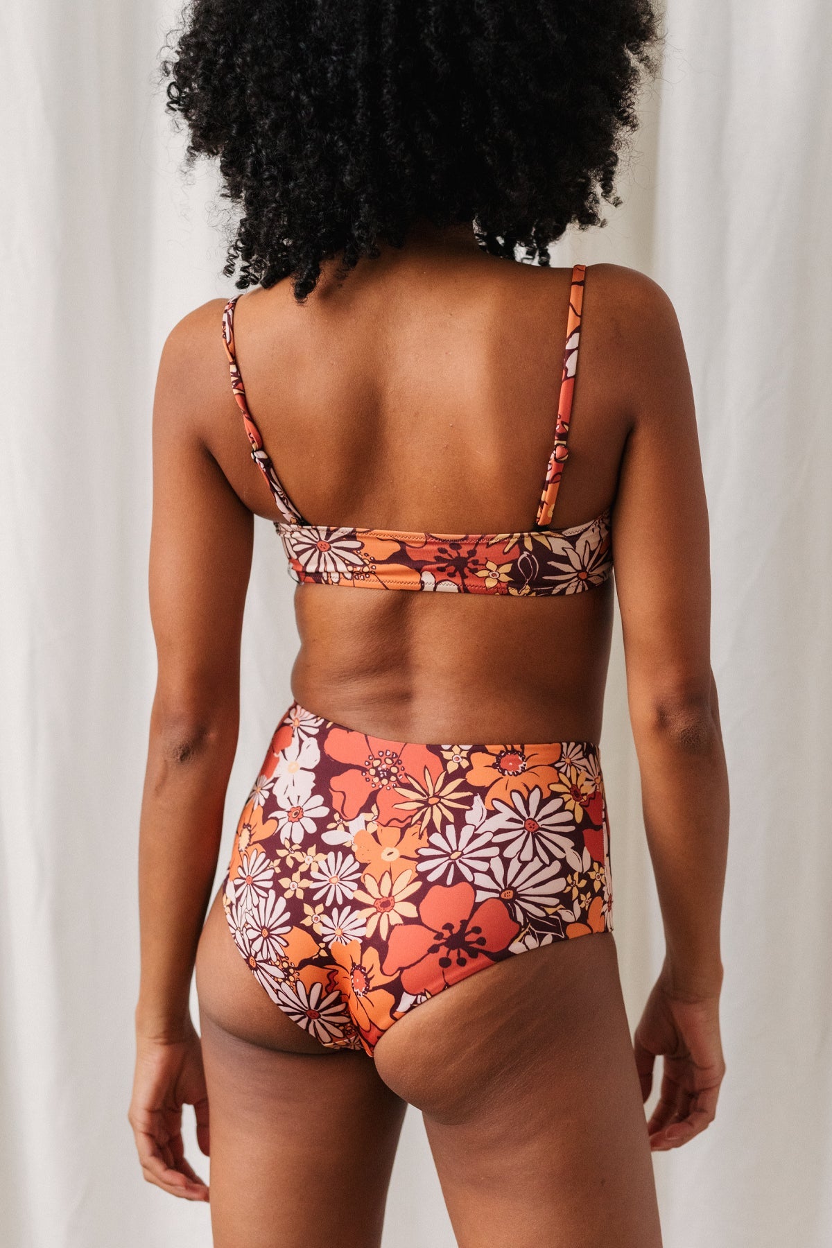 Saddle Top - Retro Flower Brown