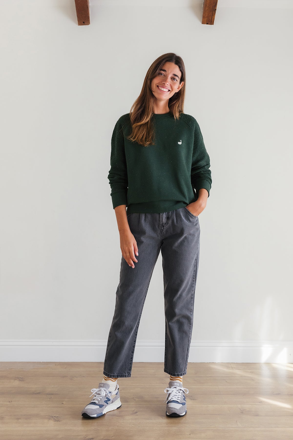 Vegan dark green jumper