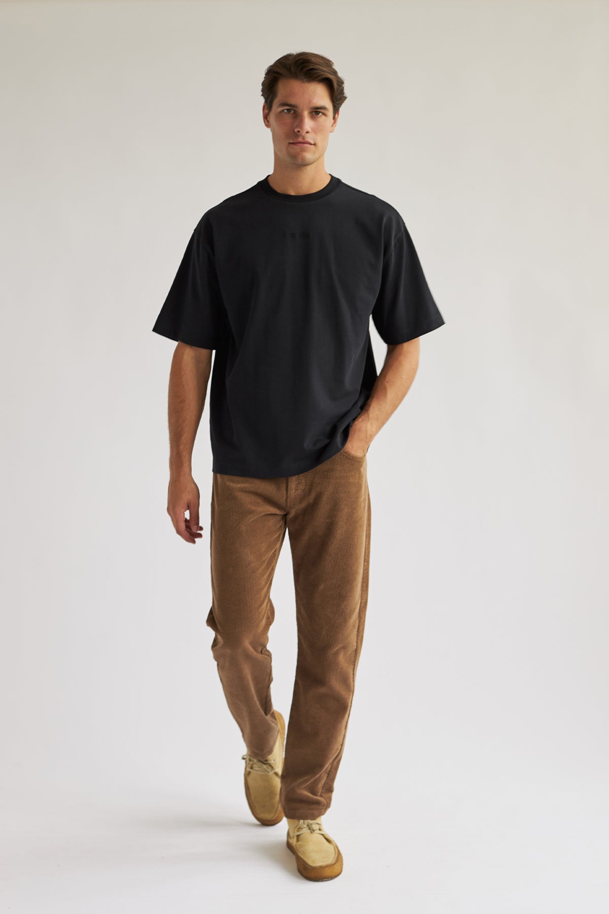 black oversized t-shirt for men