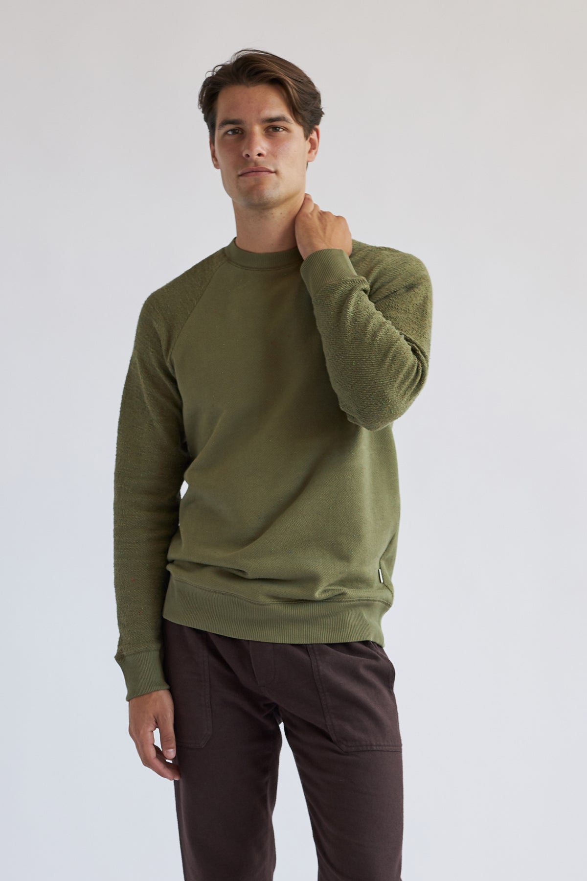 meta-hover, raglan sleeves green swearshirt for men