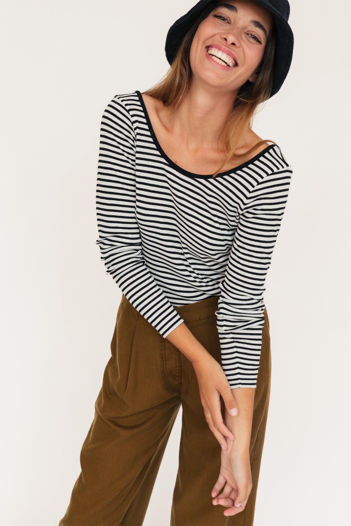 Soft, durable top with vertical ribbing and stripes.