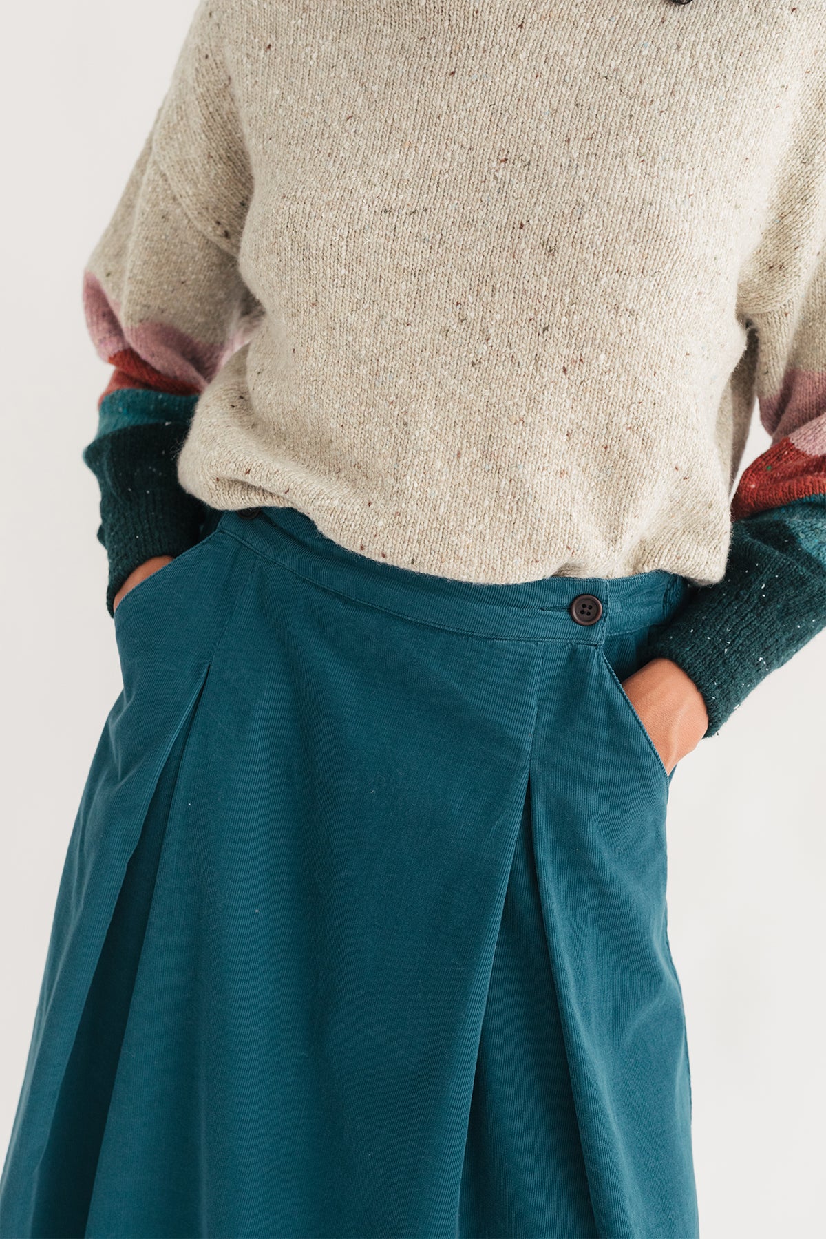 corduroy blue skirt with pockets