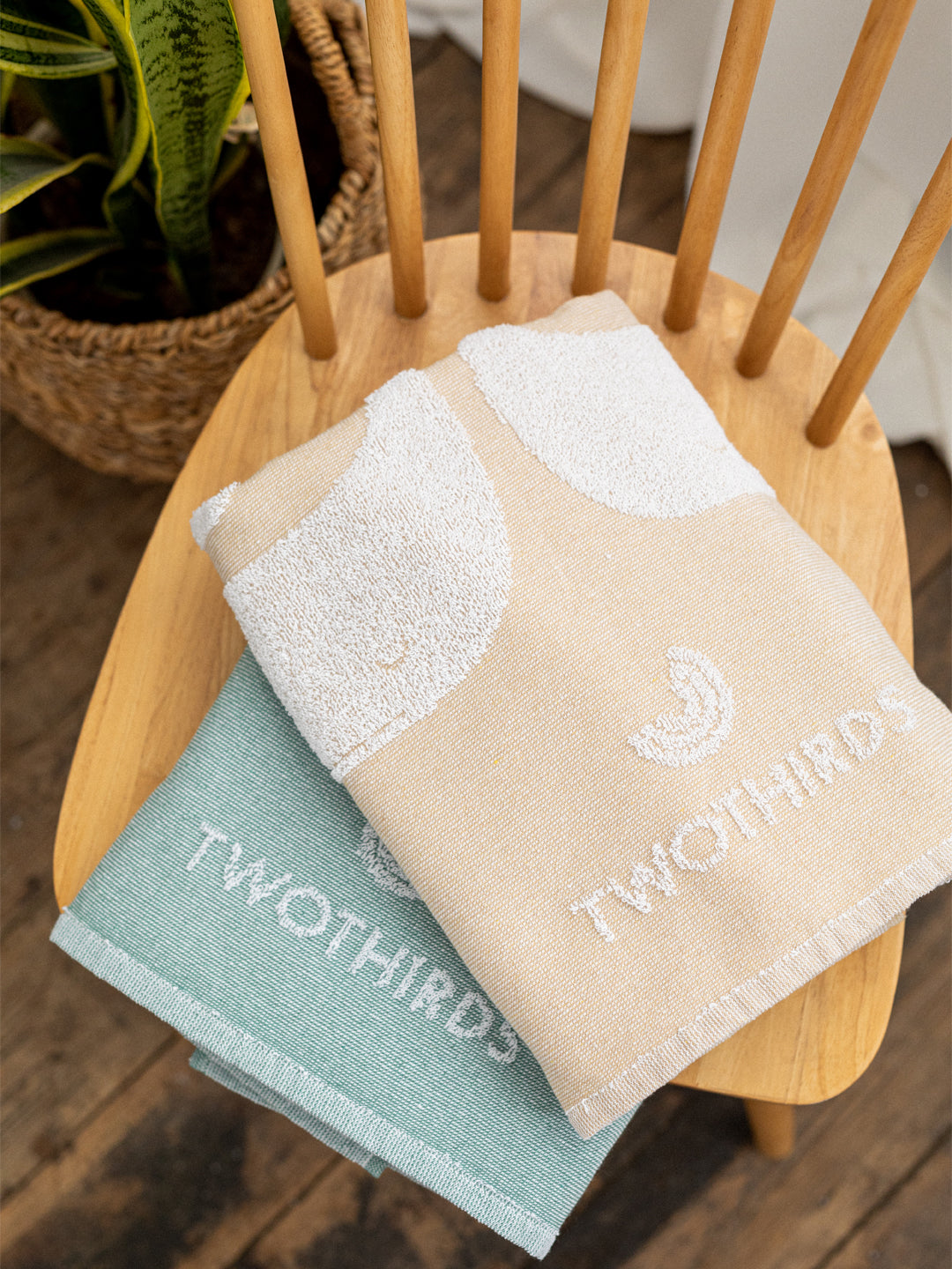 Home Towel - Mint Whales