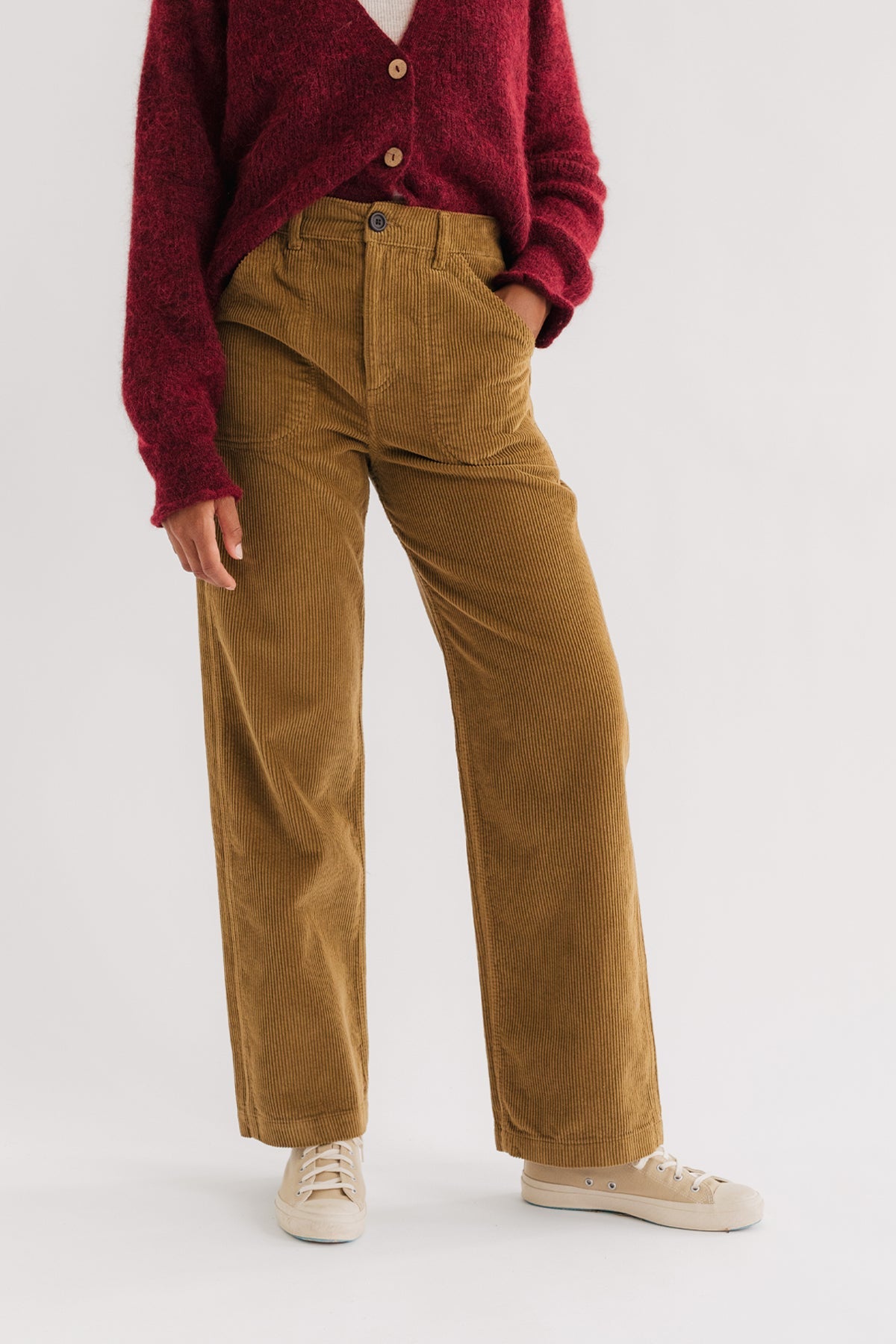 Soft and thick corduroy pants