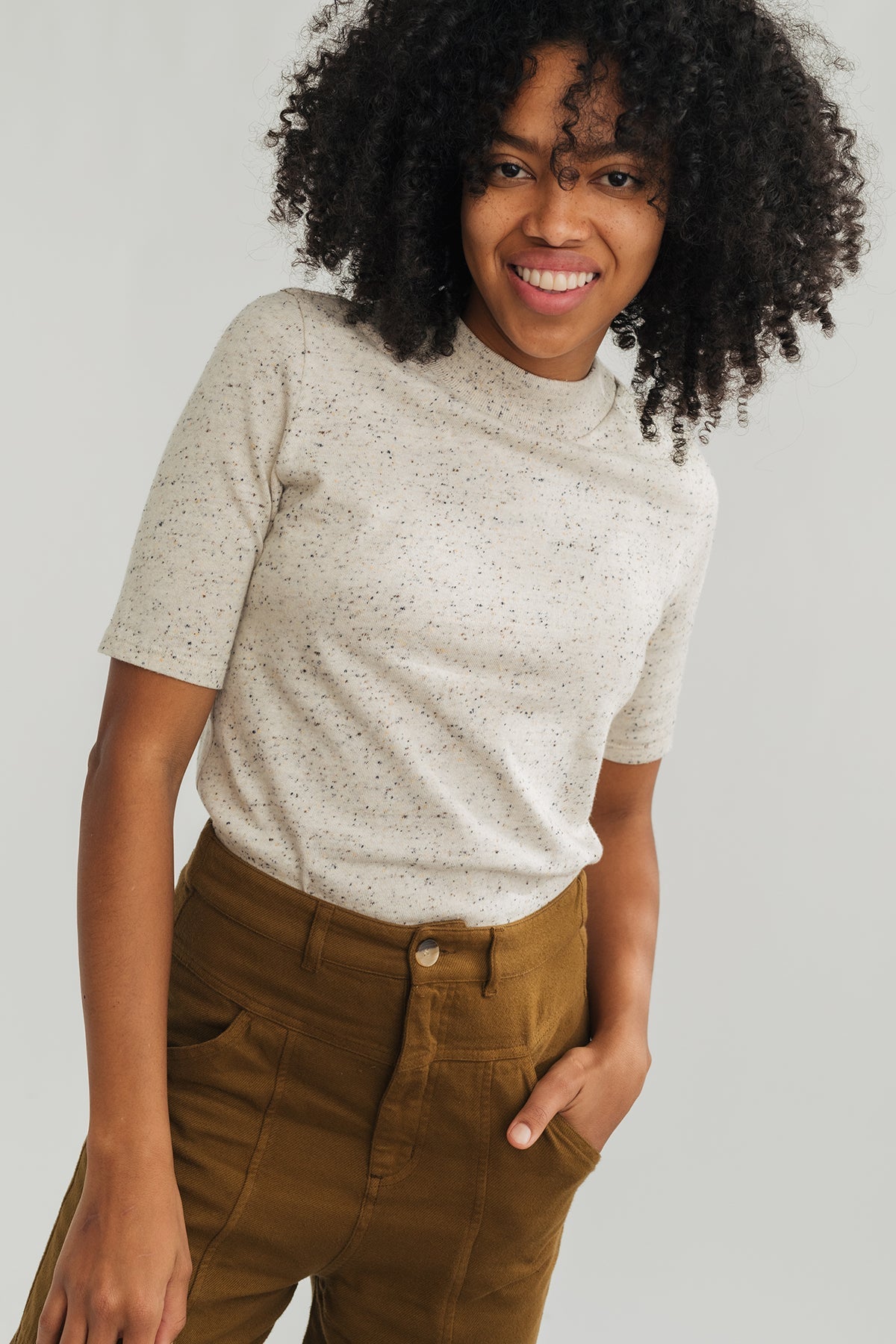 ecru sustainable top with vertical ribs
