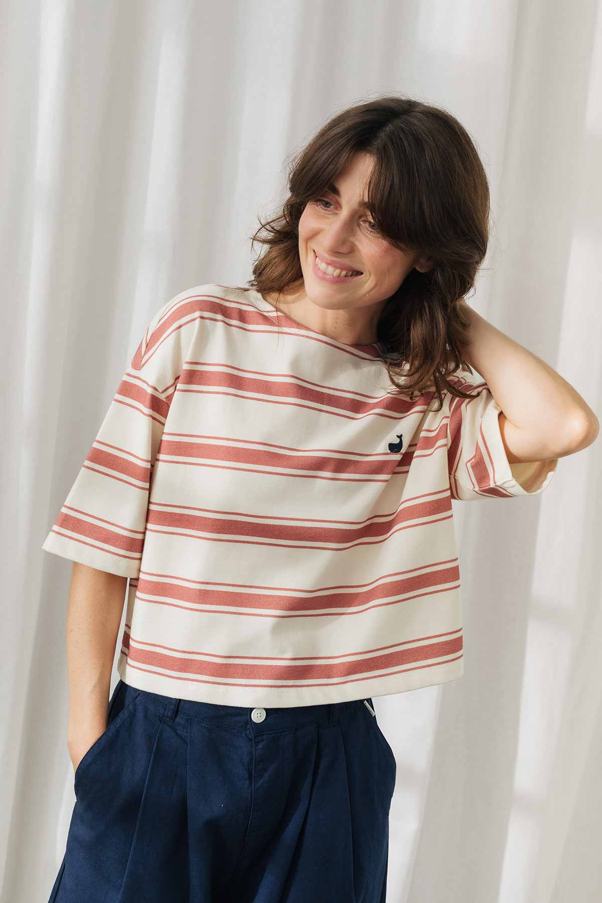 meta-hover, organic cotton adobe striped crop tee