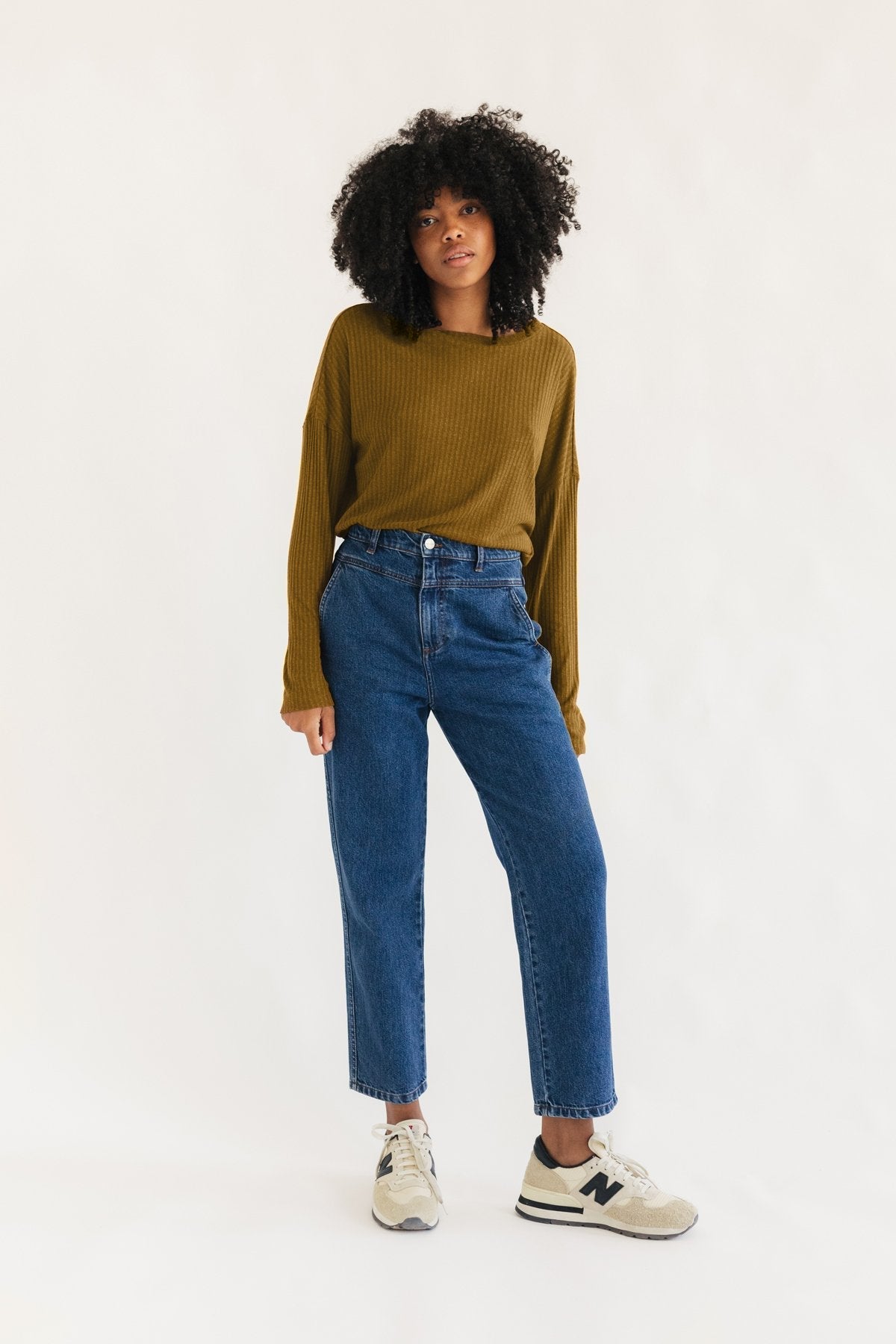 sustainable basic brown top for women