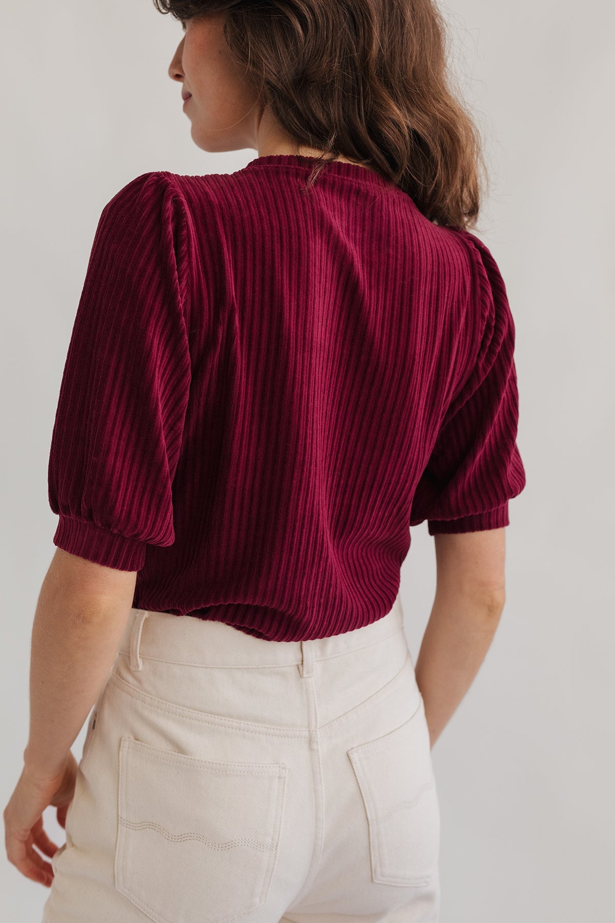 sleeve hem and ribbed texture cranberry top