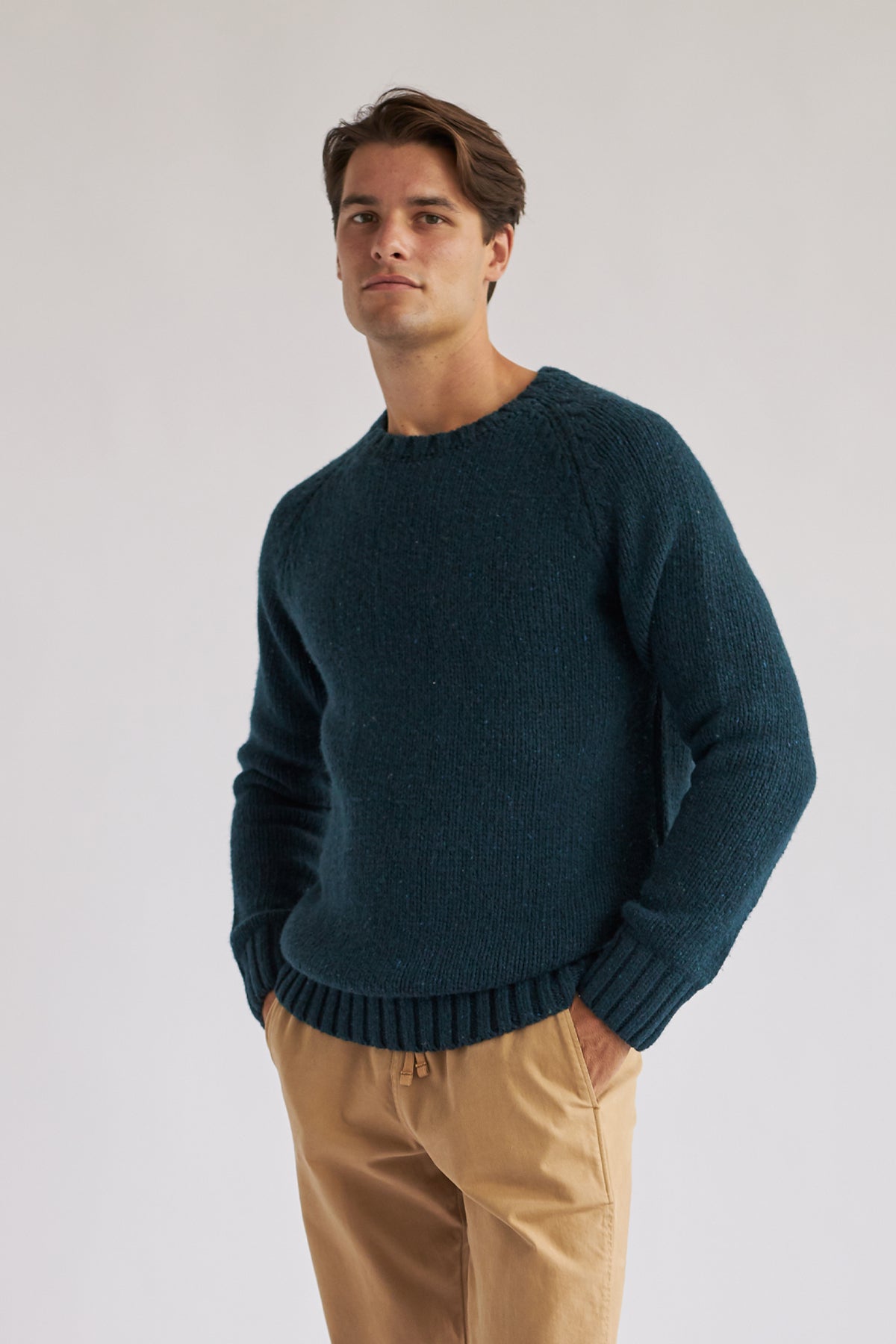 meta-hover, warm merino wool dark green sweater for men