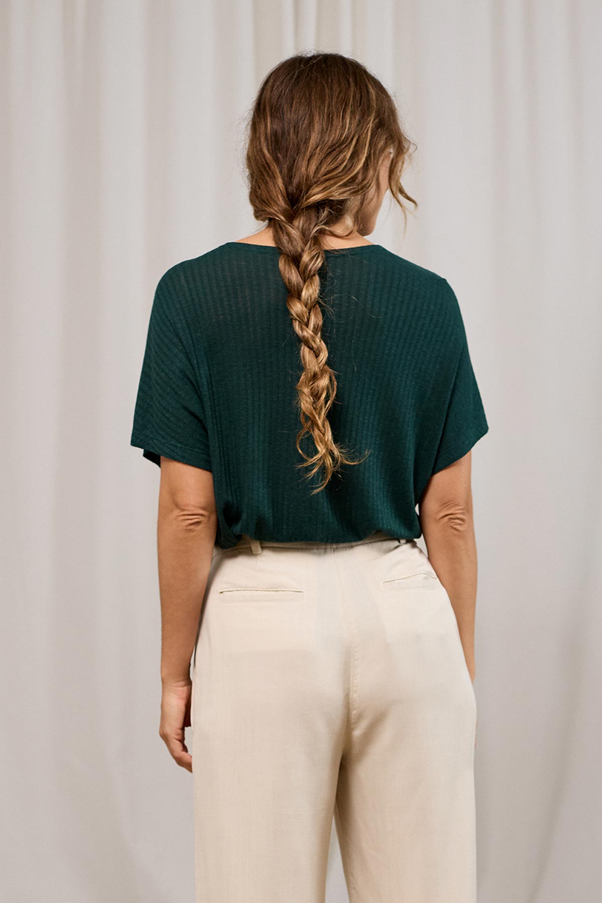 Lightweight vegan women's green shirt