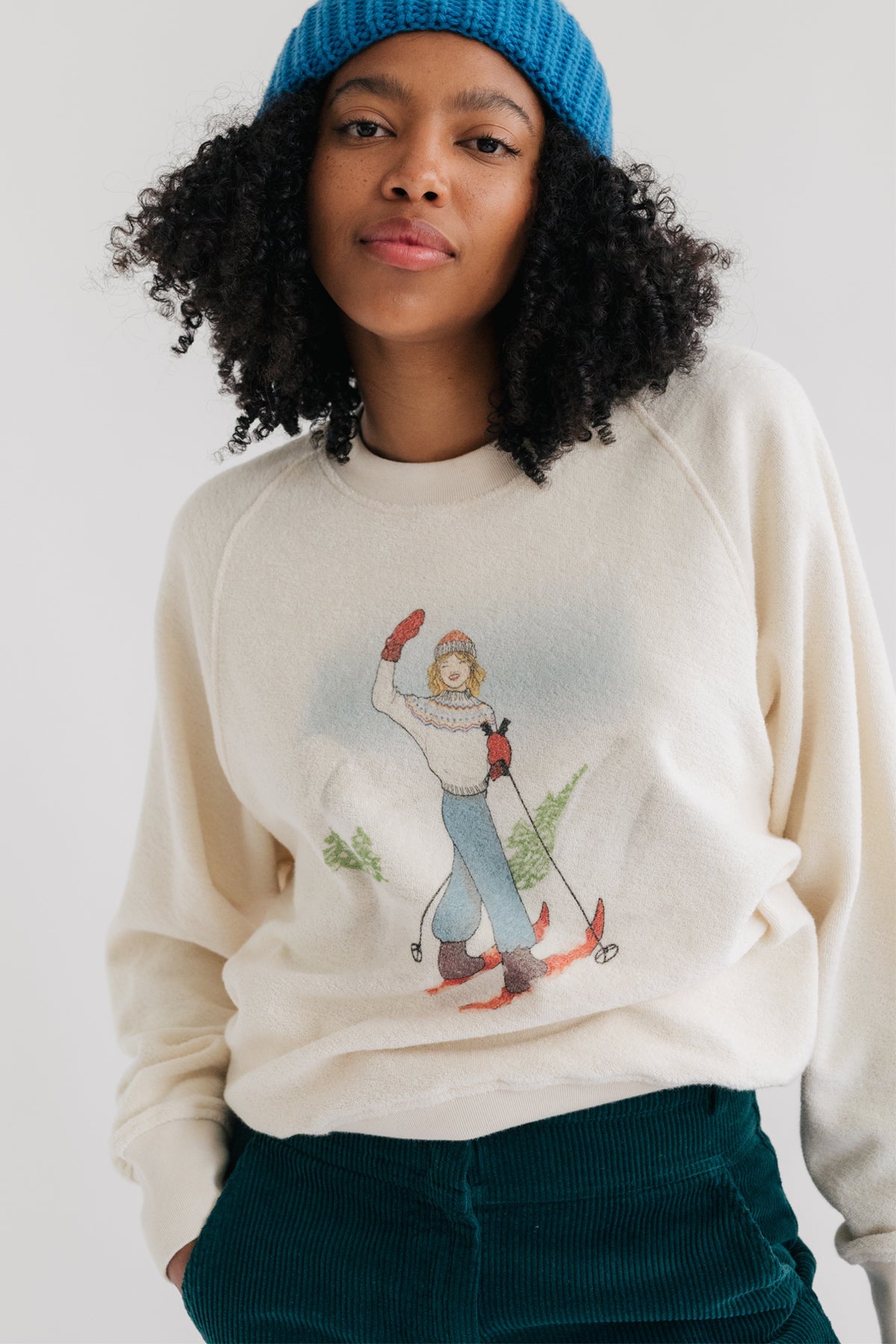 meta-preview, Retro sweatshirt vibes with raglan sleeves.