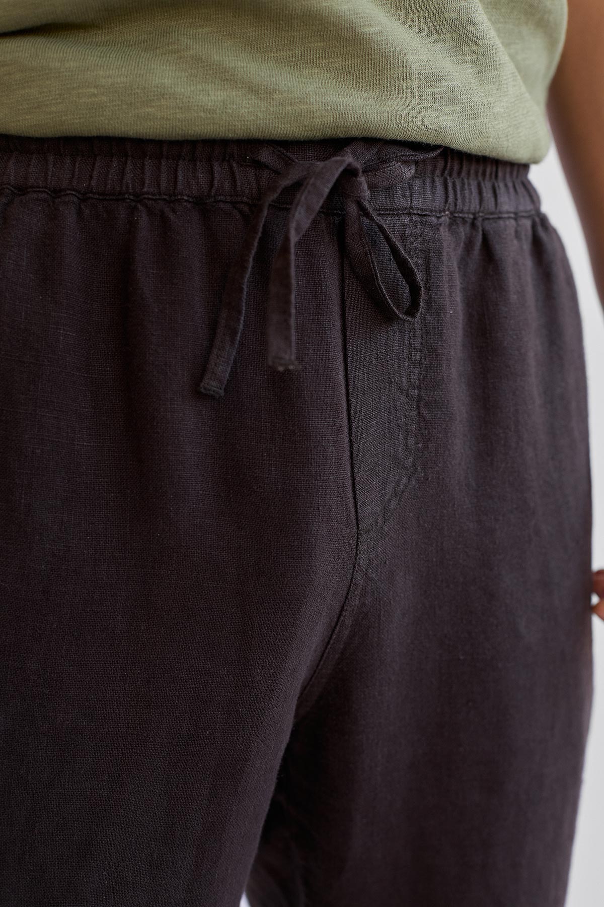 brown drawstring waist pants for men