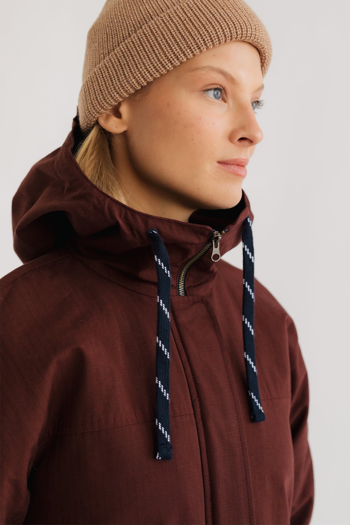 Adjustable drawstring hood winter jacket