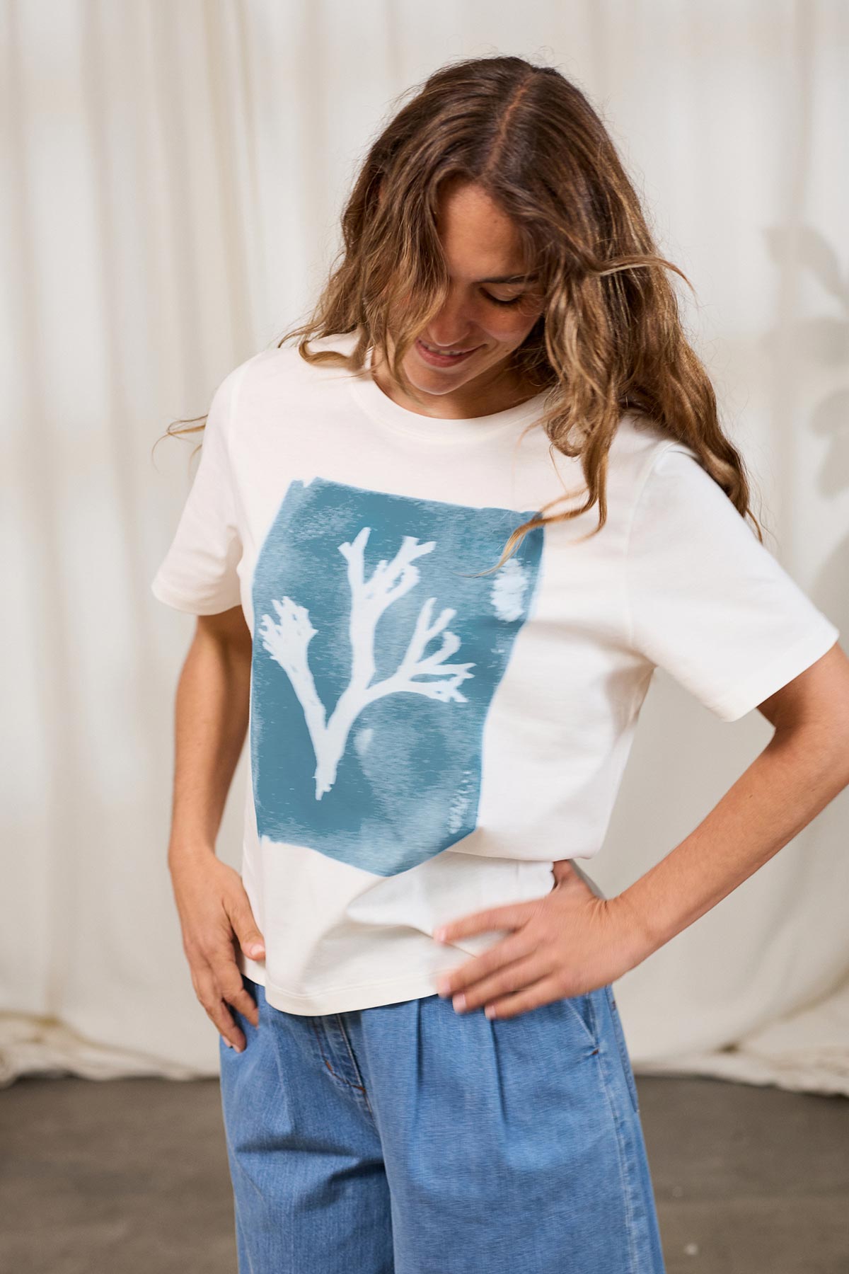 organic cotton t-shirt with seaweed design