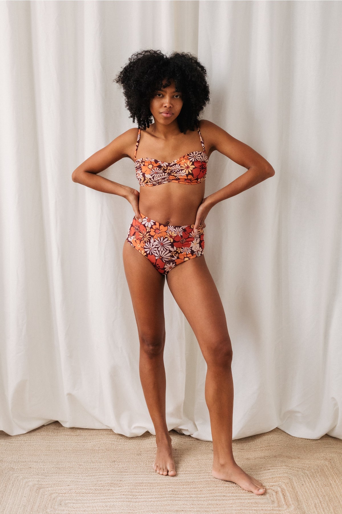 Saddle Top - Retro Flower Brown