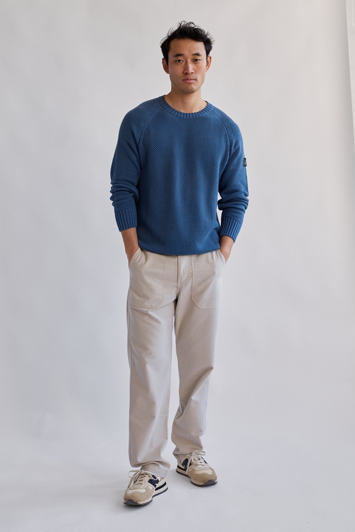 raglan sleeves blue knit