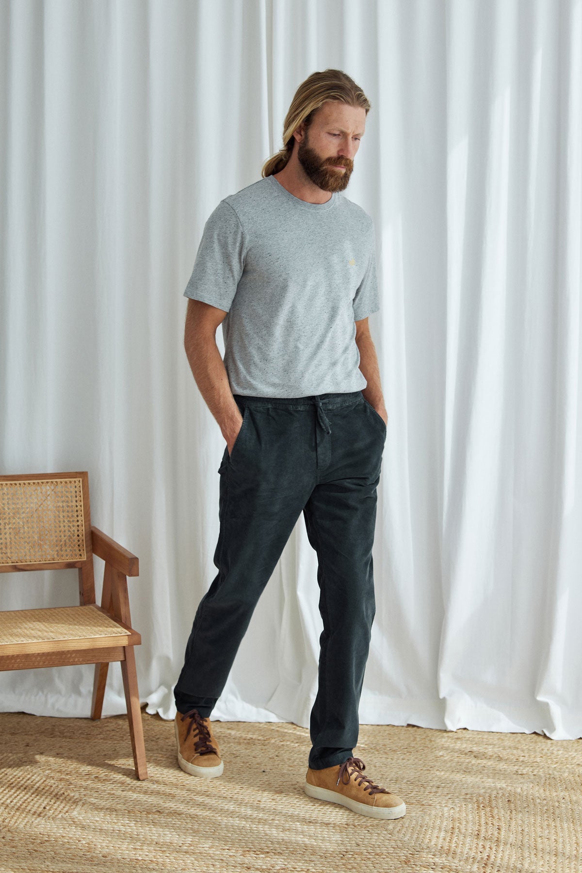 パンツ theredthread S shirring skinny pants Pants Men - Trinity - Dark Sand | Fair Fashion by TWOTHIRDS