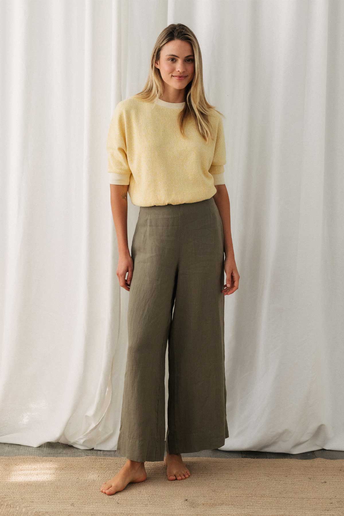 meta-hover, breathable high-waist khaki pants