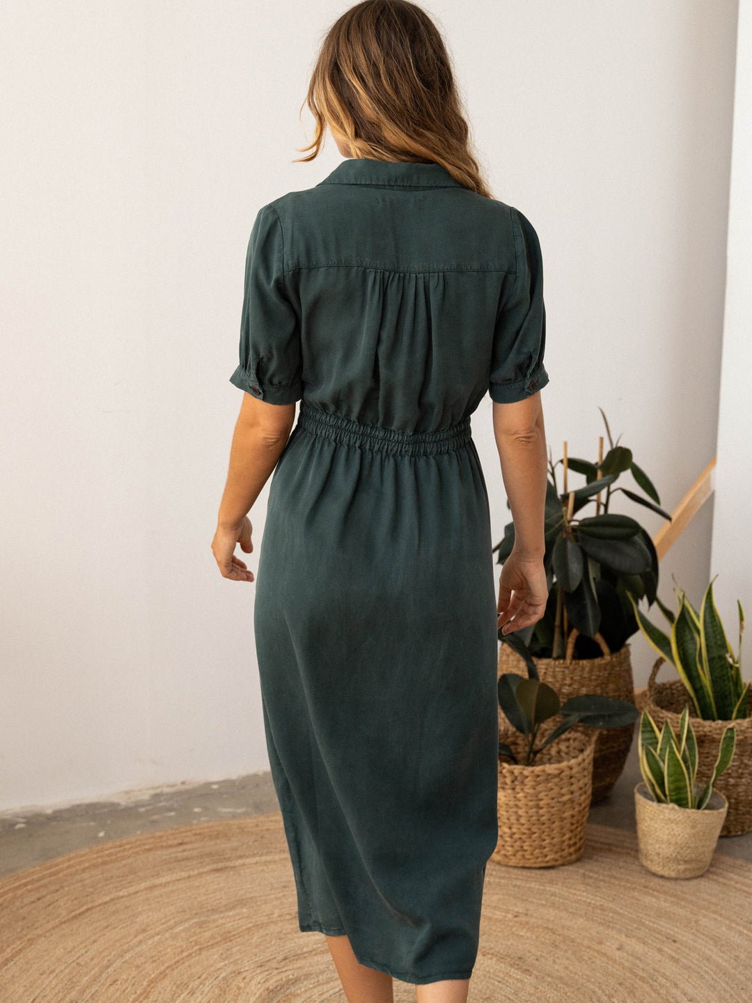 short sleeves green dress