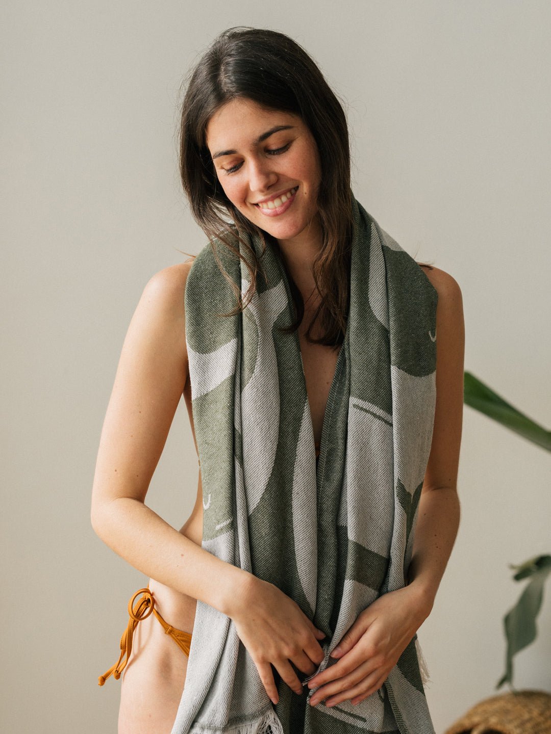 Travel Towel Big Whales - Green