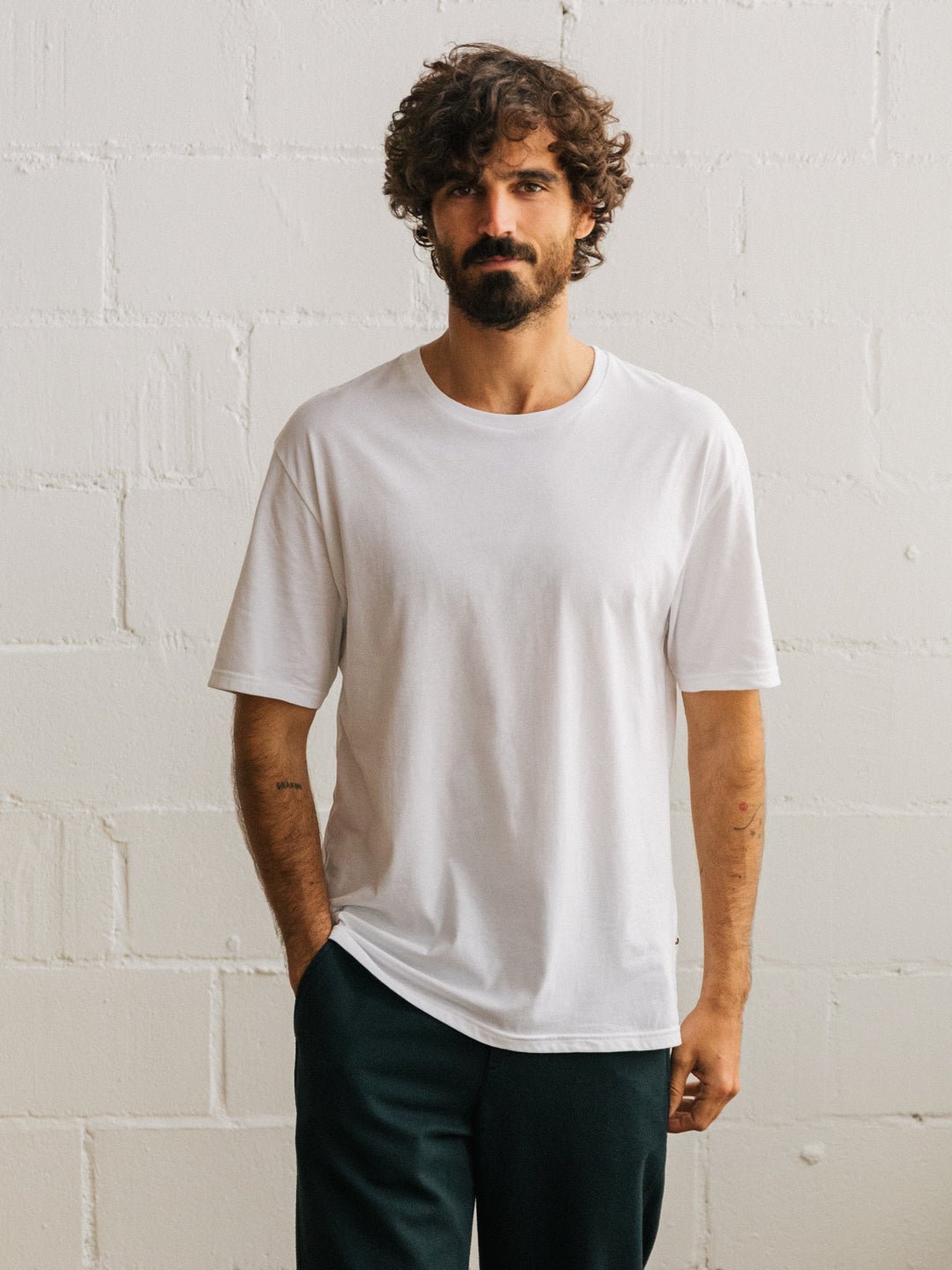 Tubou - White